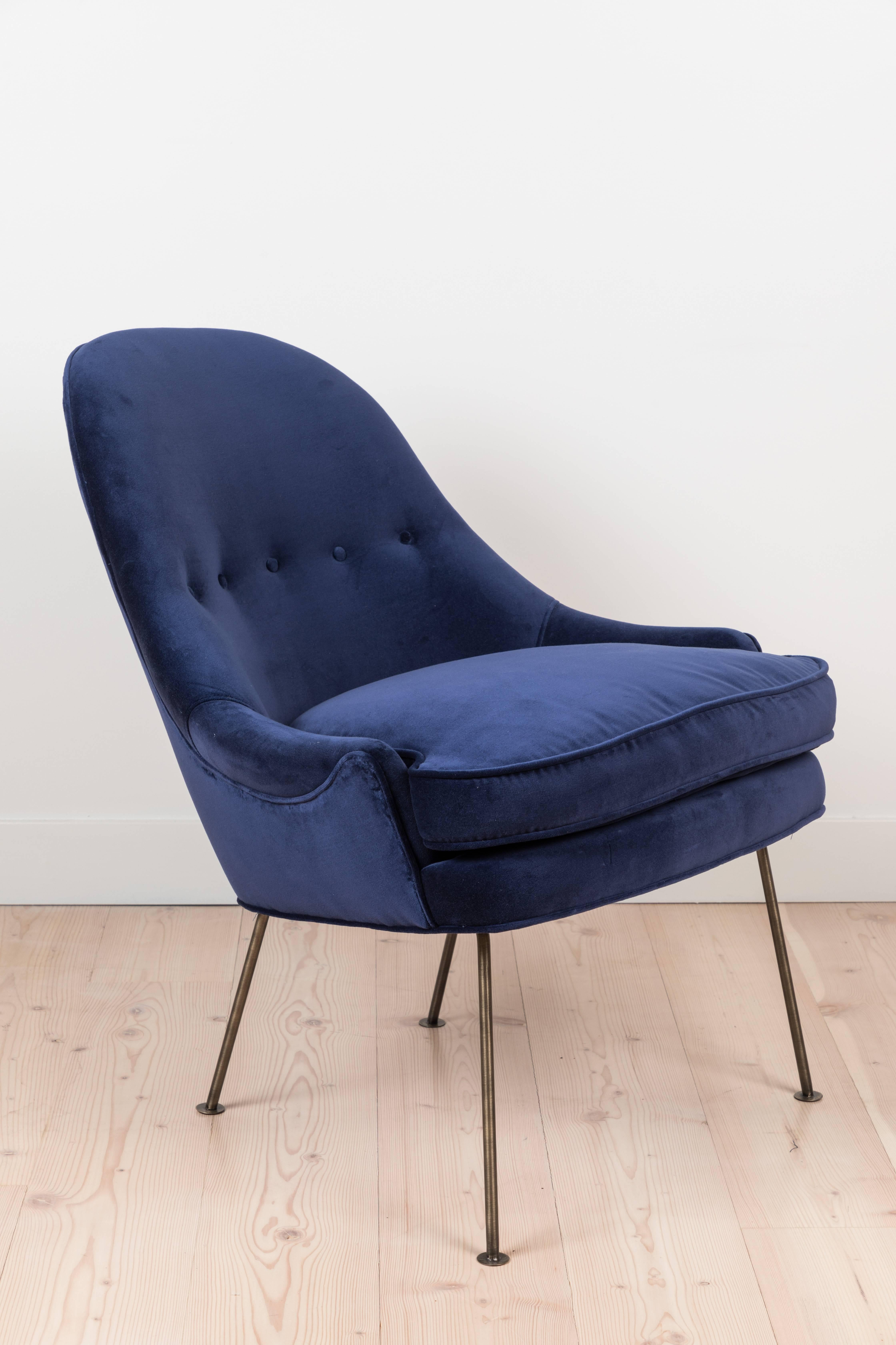 Mid-Century Modern Carthay Chair in Velvet by Lawson-Fenning - In Stock