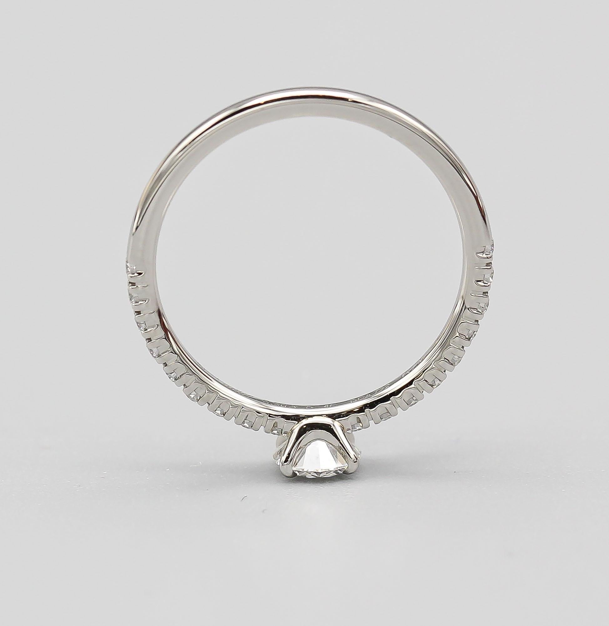 Cartier, bague de fiançailles en platine et diamant E VS1 de 0,30 carat avec rapport GIA en vente 1