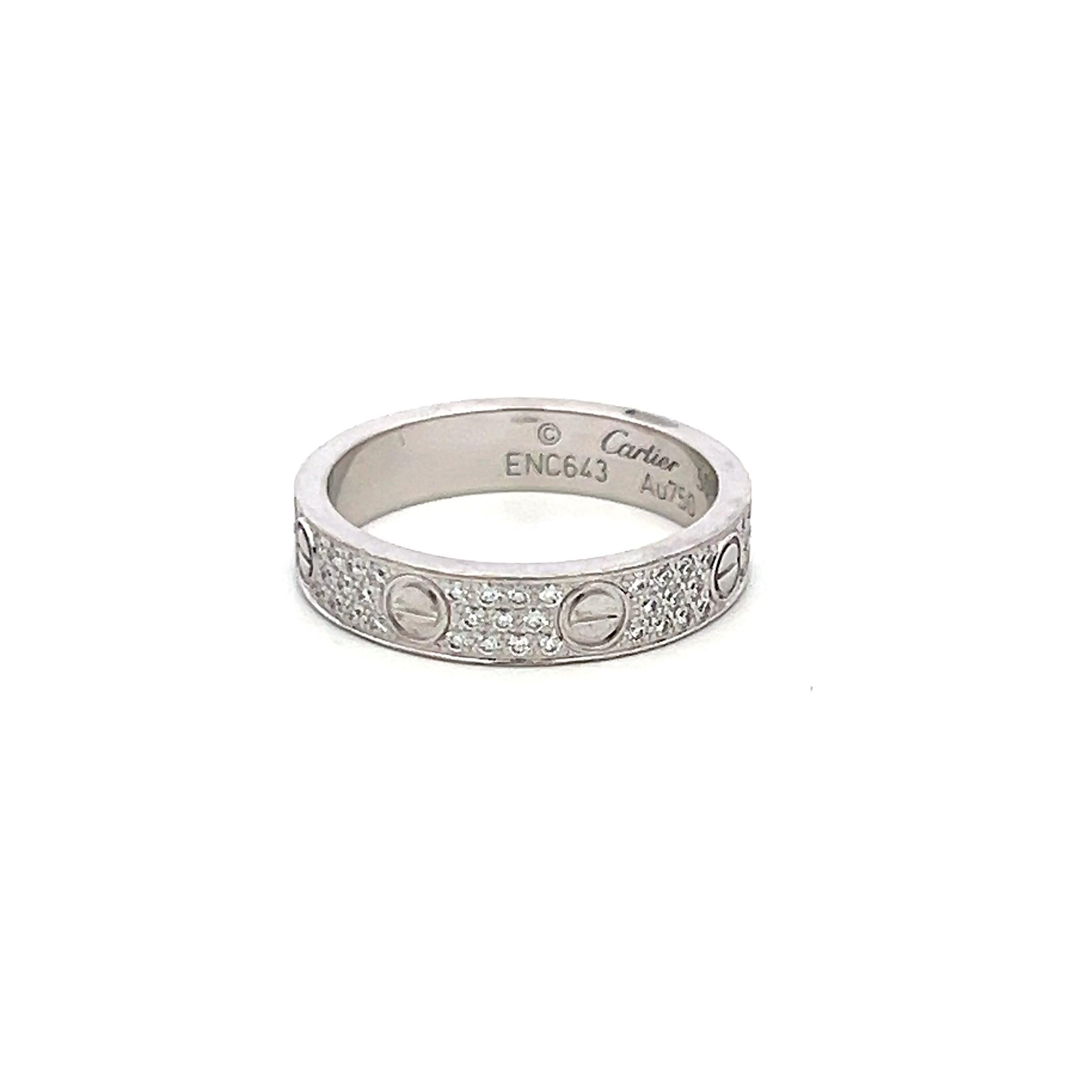 Designer:
CARTIER
Titel:
Cartier 0,31 Karat Runder Brillant F VS Diamant 18 Karat Weißgold Liebesring
Stil:
Liebe
Metall:
18 Karat Weißgold
Edelstein 1:
0,31 Karat Diamant
Anzahl von Steinen:
88
Farbe:
F
Klarheit:
VS
Die Form:
Rund