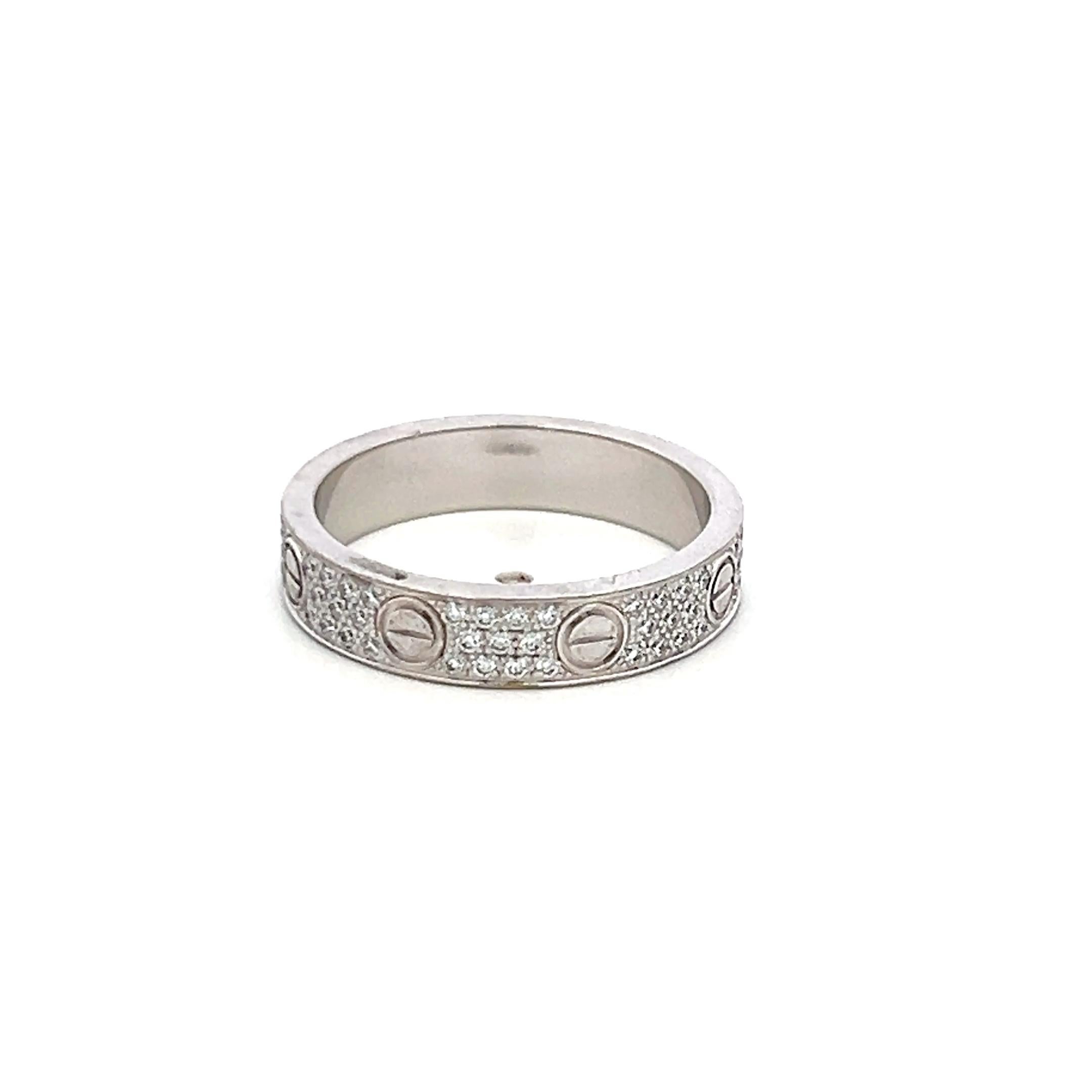 Cartier 0,31 Karat Runder Brillant F VS Diamant 18 Karat Weißgold Liebesring im Zustand „Gut“ im Angebot in New York, NY