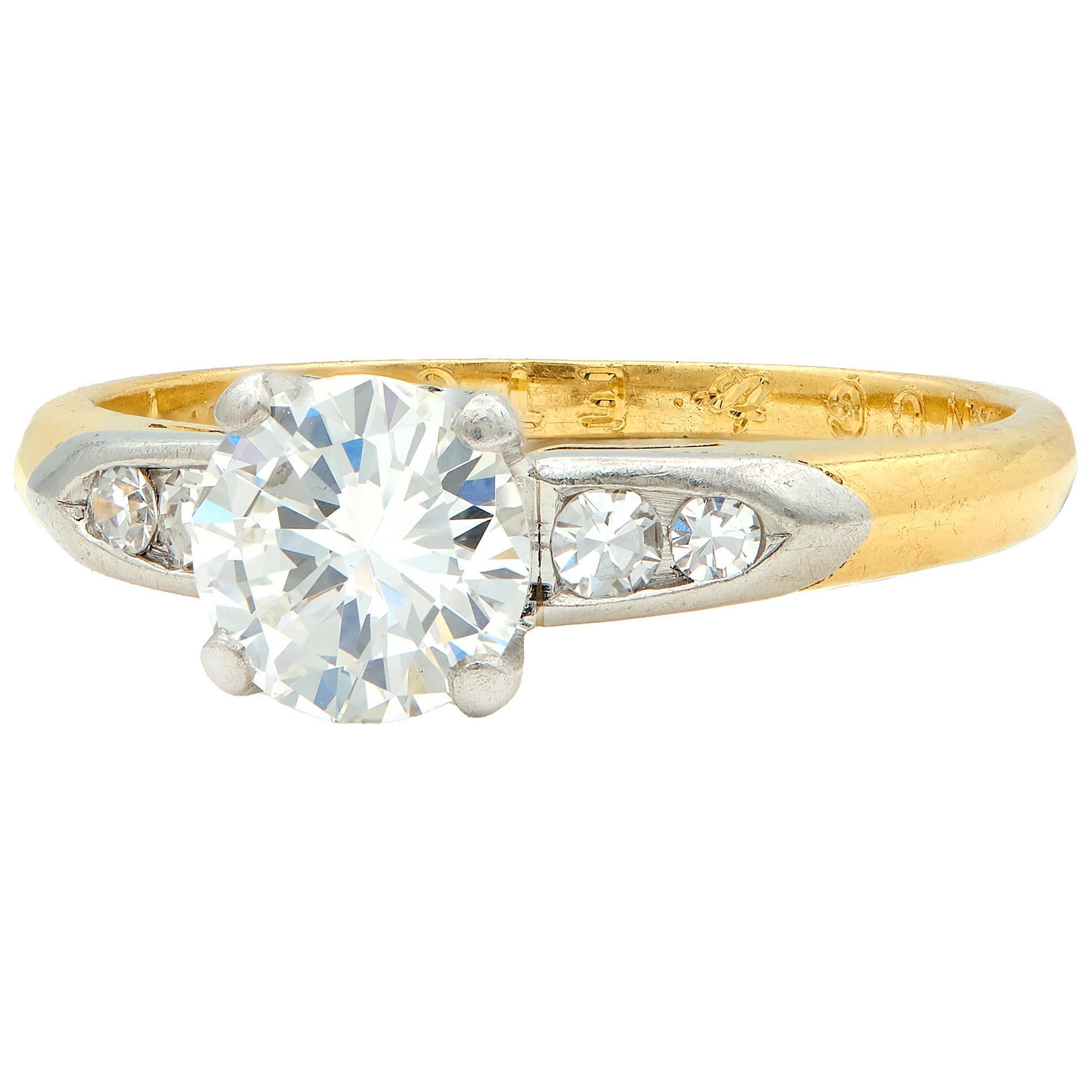 Cartier 0.73 CTW Transitional Cut Diamond Platinum 18K Gold Engagement Ring en venta 1