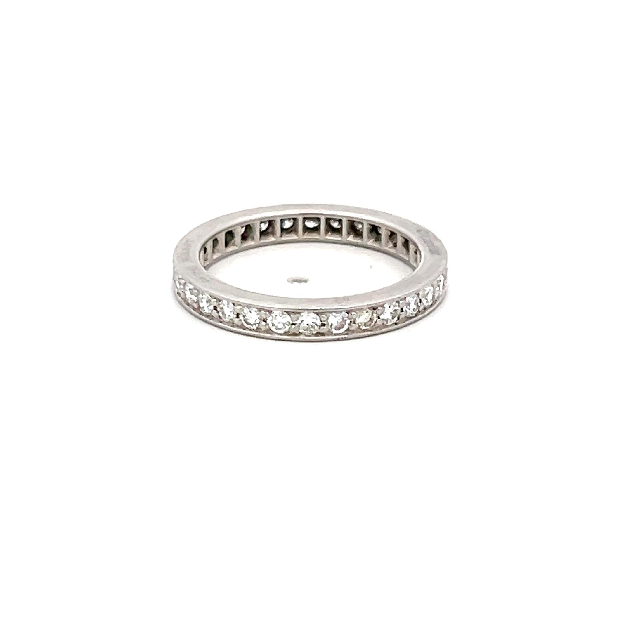 Designer:
CARTIER
Title:
Cartier 0.75 Carat Round Brilliant G VS Diamond Platinum Eternity Band Ring
Style:
Eternity Band
Metal:
Platinum
Gemstone 1:
0.75 Carat Diamond
Number of Stones:
30
Color:
G
Clarity:
VS
Shape:
Round