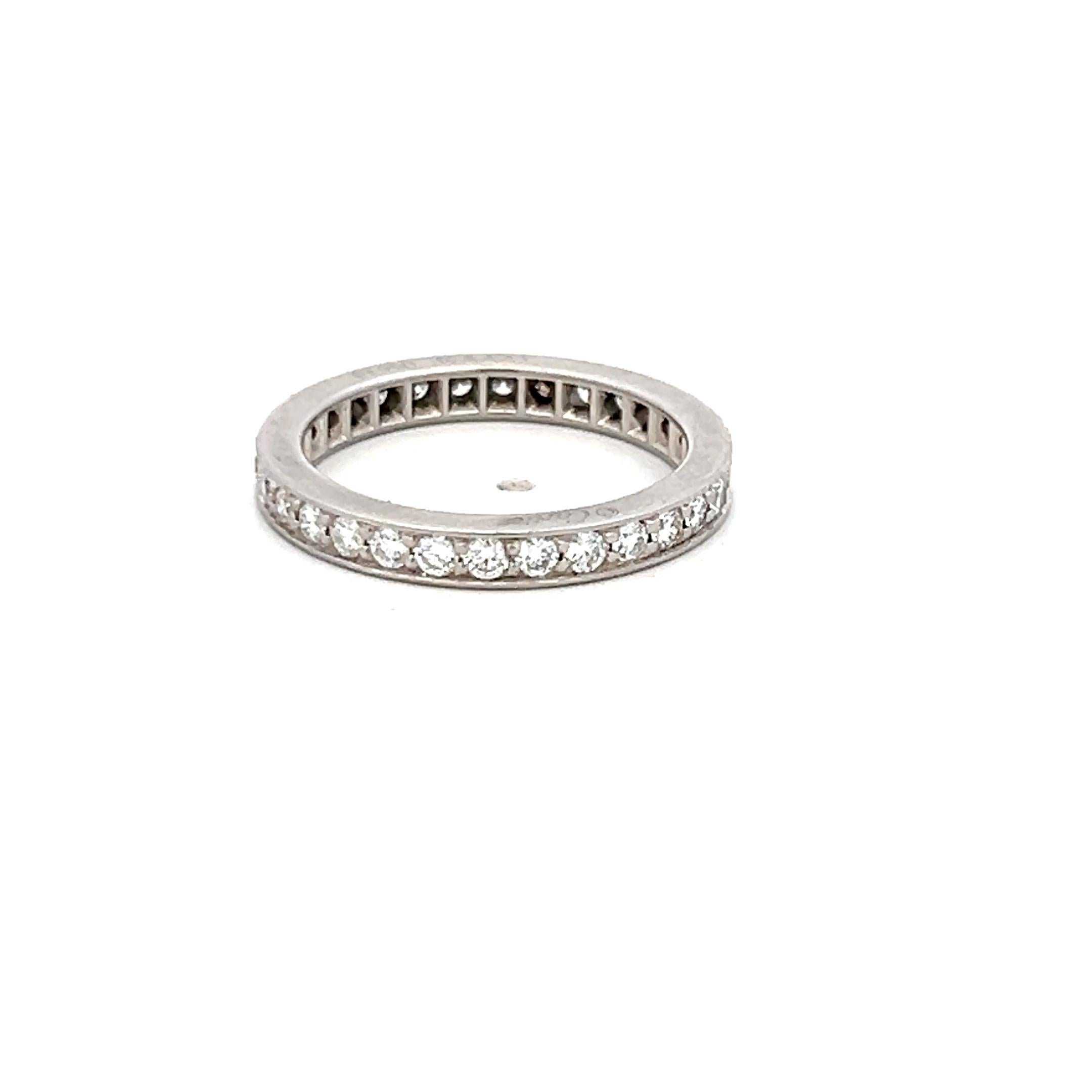 Cartier 0.75 Carat Round Brilliant G VS Diamond Platinum Eternity Band Ring In Good Condition For Sale In New York, NY