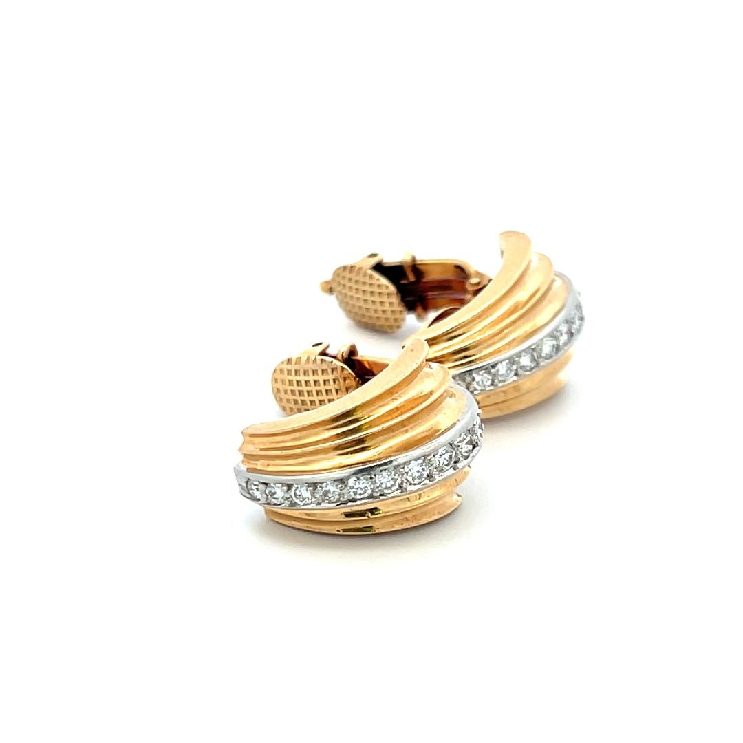 Boucles d'oreilles clips en or jaune 14 carats Cartier 0,80 carat diamant rond brillant en vente 4