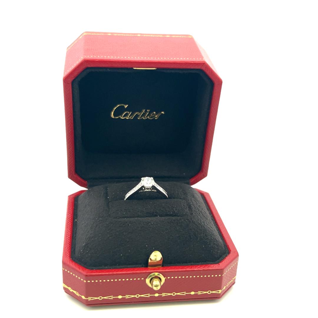 Cartier 0.83 Carat Round Brilliant E VS1 Diamond Platinum Engagement Ring For Sale 5