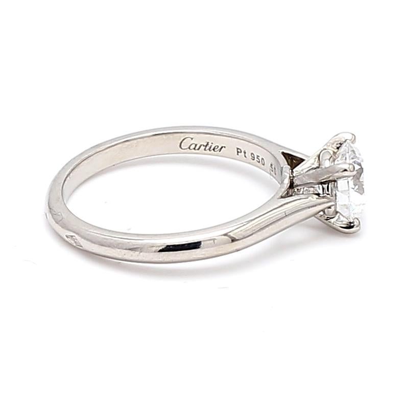 Cartier 0.90 Carat Round Brilliant Shape D-VVS2 Diamond Platinum Engagement Ring In Good Condition For Sale In New York, NY
