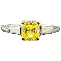 Cartier 0.91 Carat GIA Certified Fancy Vivid Diamond Ring