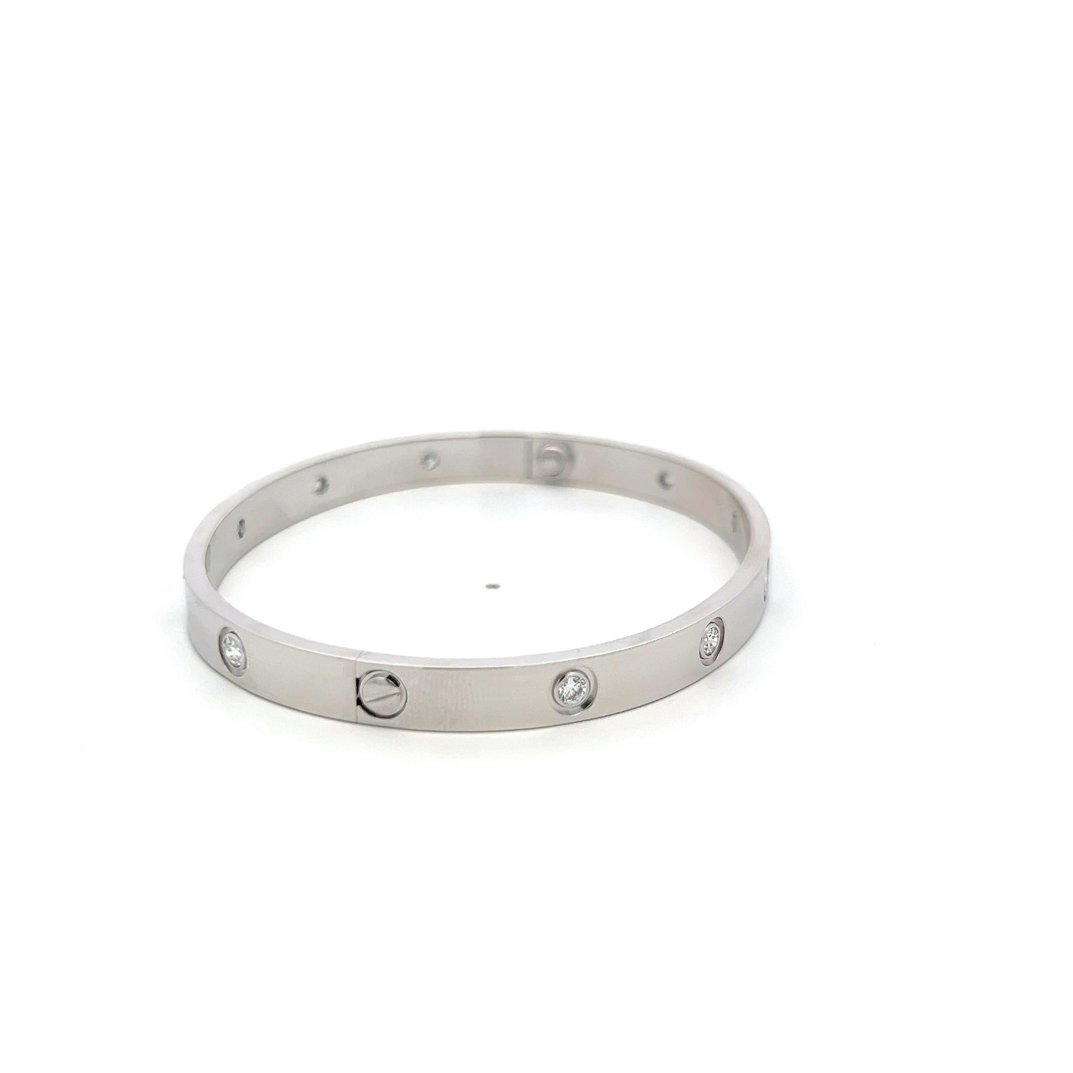 Designer:
CARTIER
Title:
Cartier 0.96 Carat Round Brilliant F VS1 Diamond 18 Karat White Gold Love Bracelet
Style:
Love
Metal:
18 Karat White Gold
Gemstone 1:
0.96 Carat Diamond
Number of Stones:
10
Color:
F
Clarity:
VS1
Shape:
Round