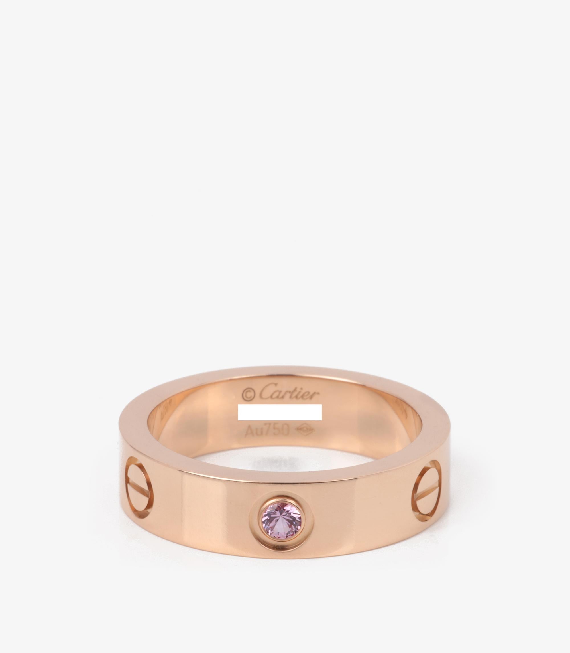 Cartier: 18 Karat Roségold Love Band-Ring mit 1 rosa Saphir (Rundschliff) im Angebot