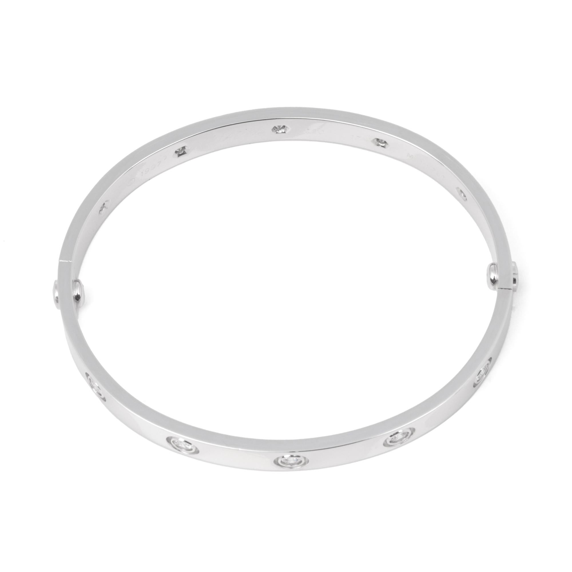 Cartier 10 Diamond 18ct White Gold Love Bangle 17cm en vente 1