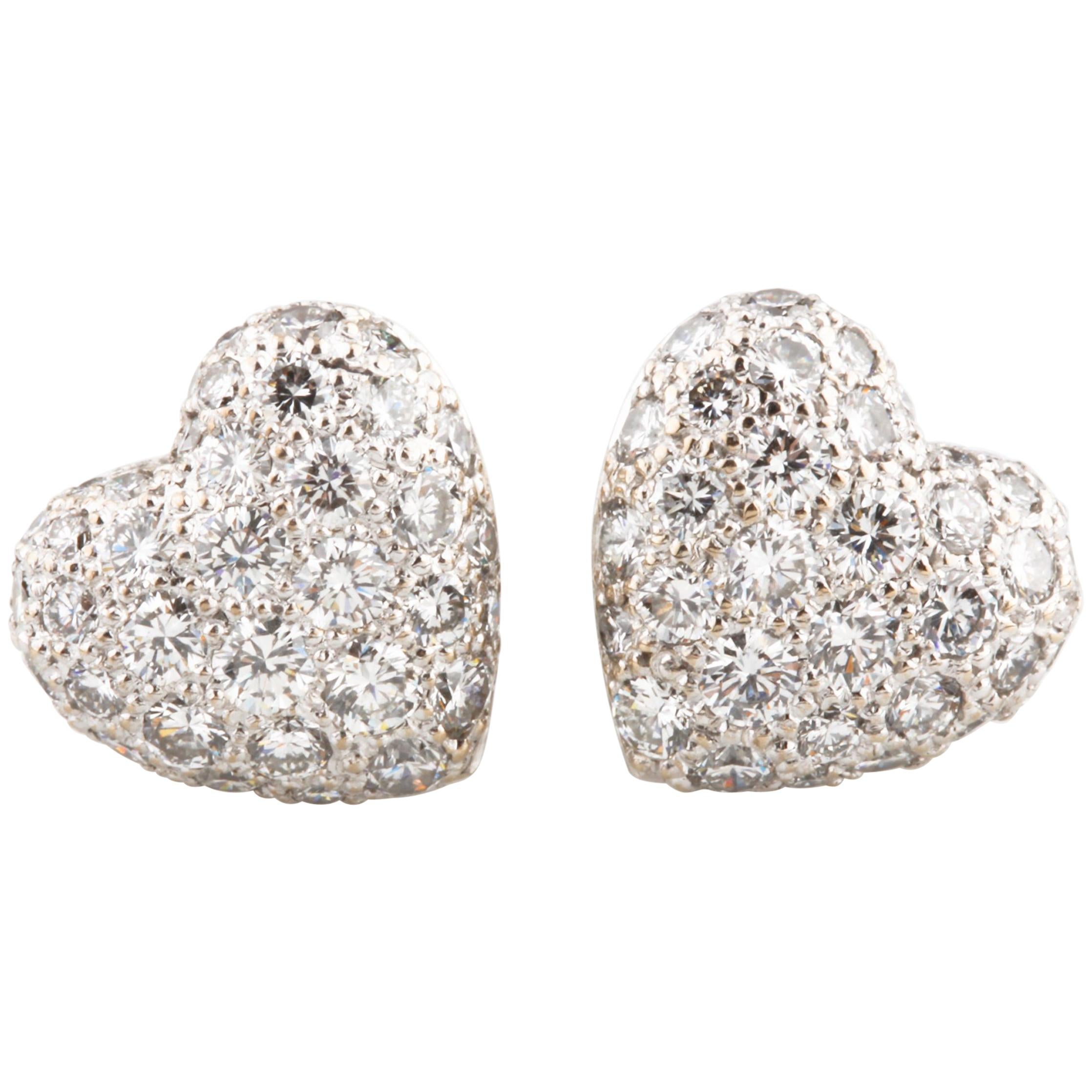 Cartier 1.00 Carat Colorless VVS Pavé Diamond 18 Karat White Gold Heart Earrings