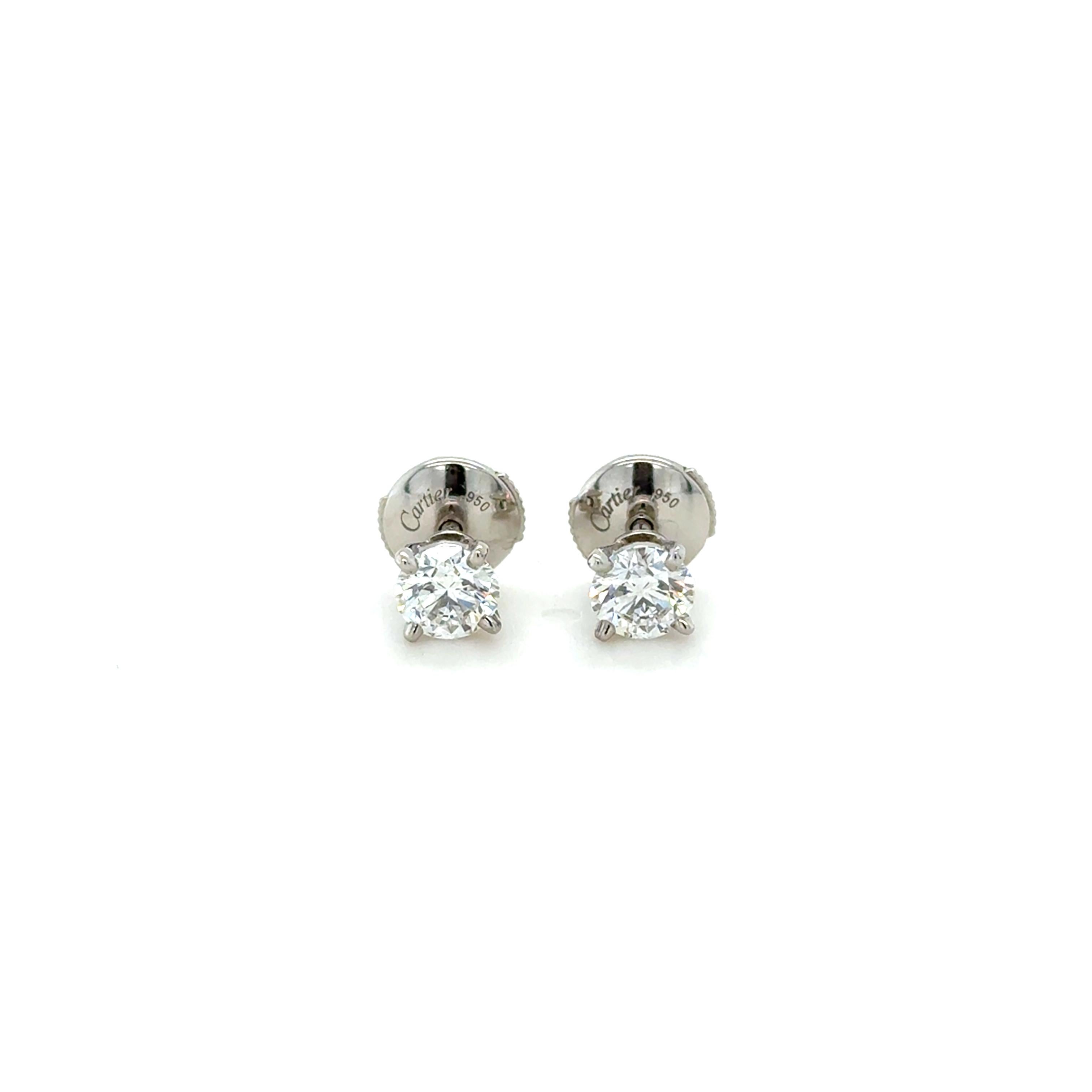 Taille brillant Boucles d'oreilles Cartier, 1.03 Carat Round Brilliant Cut Diamond Stud Ears en vente