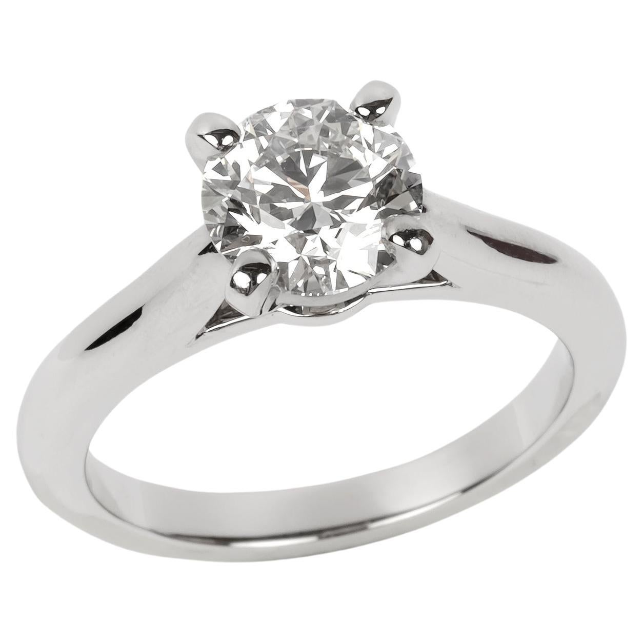 Anillo Cartier 1895 de platino con diamantes talla brillante de 1,10 ct