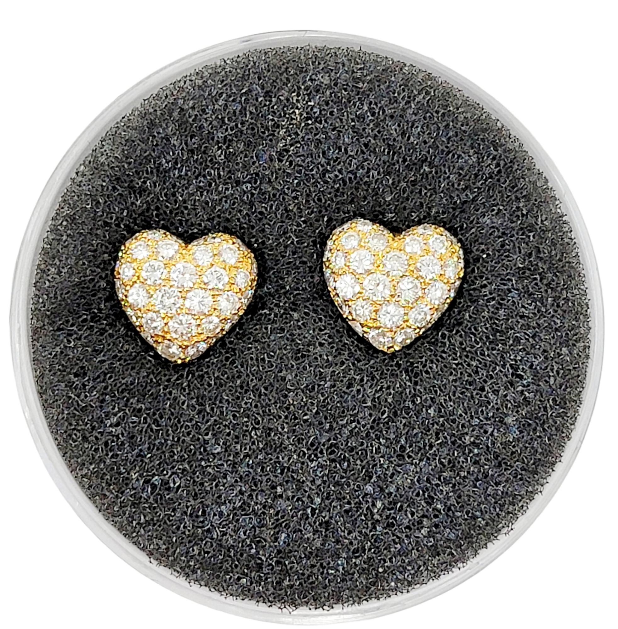 Contemporary Cartier 1.20 Carat Total Diamond Pave Heart Stud Earrings in 18 Karat Gold For Sale