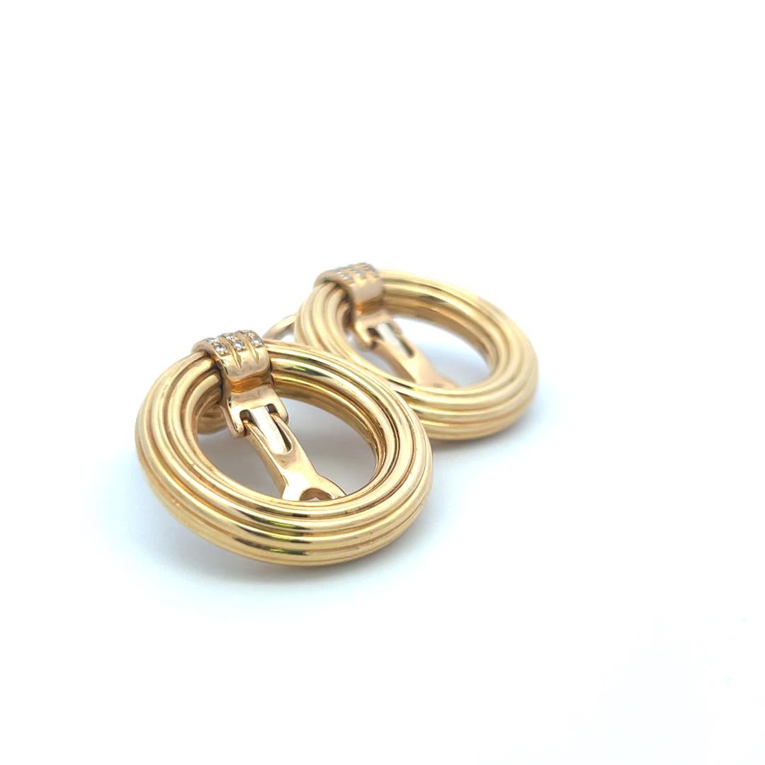 Cartier 1.25 Carat Round Brilliant Diamond 18 Karat Yellow Gold Dangling Earring For Sale 7