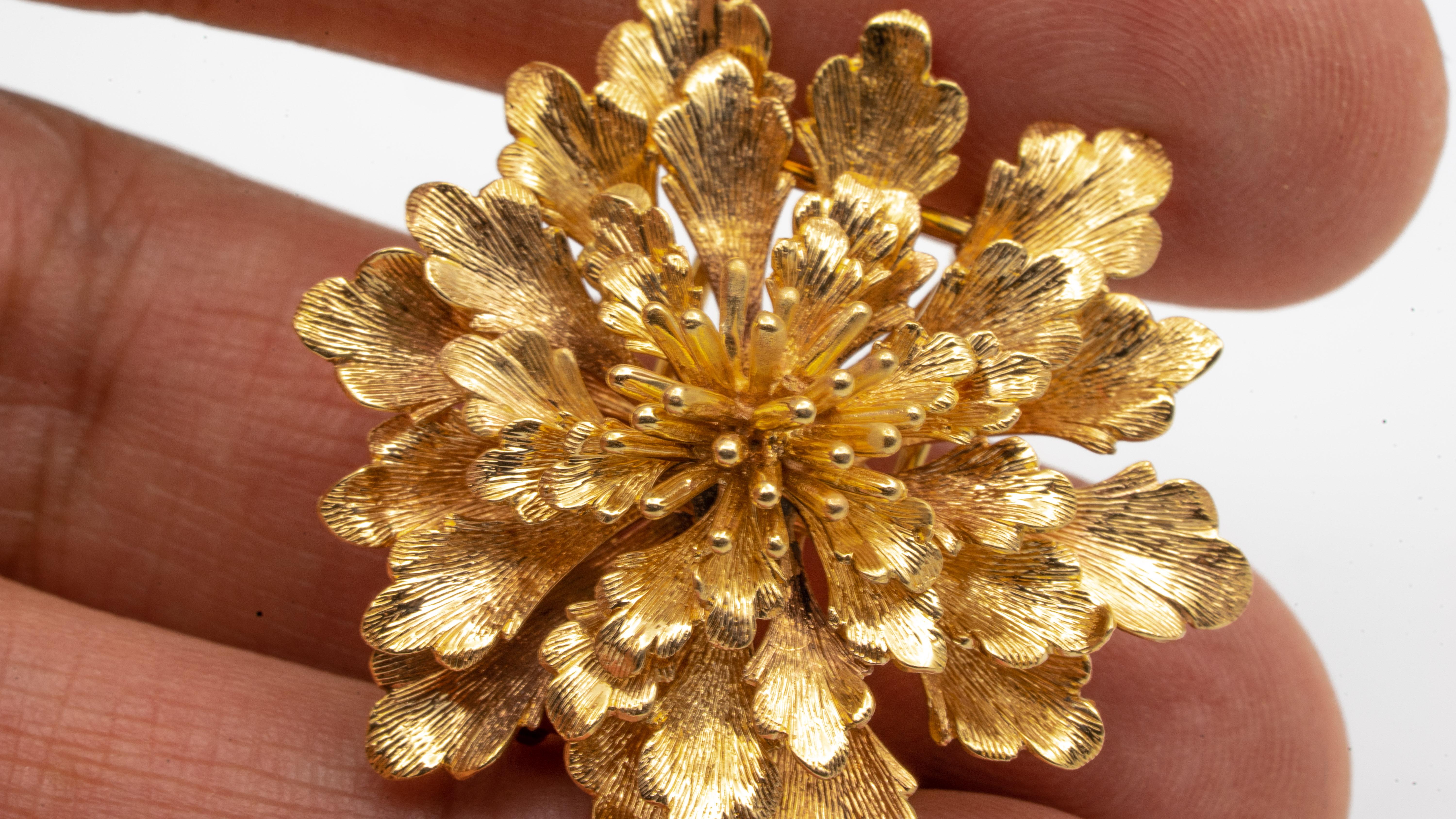 Cartier 14 Karat Gold Flower Clip-Brooch 1