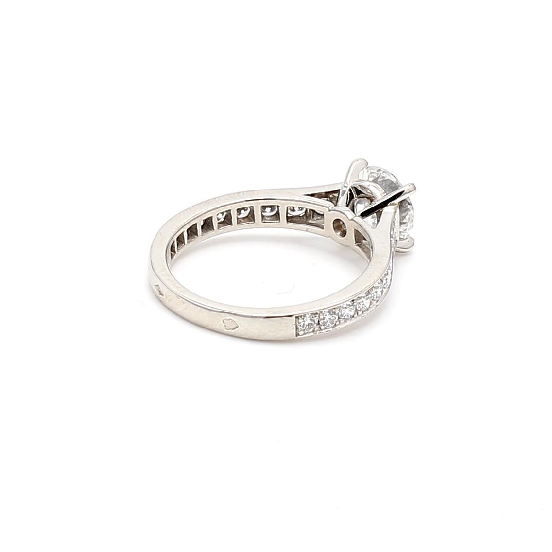 Women's Cartier 1.63 Carat Round Brilliant G VS1-VVS2 Diamond Platinum Engagement Ring