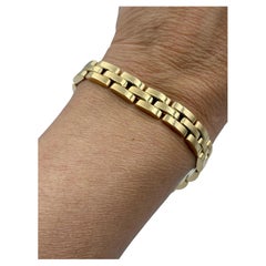 Cartier 18 Carat Yellow Gold Panthere Bracelet, Circa 1990 France