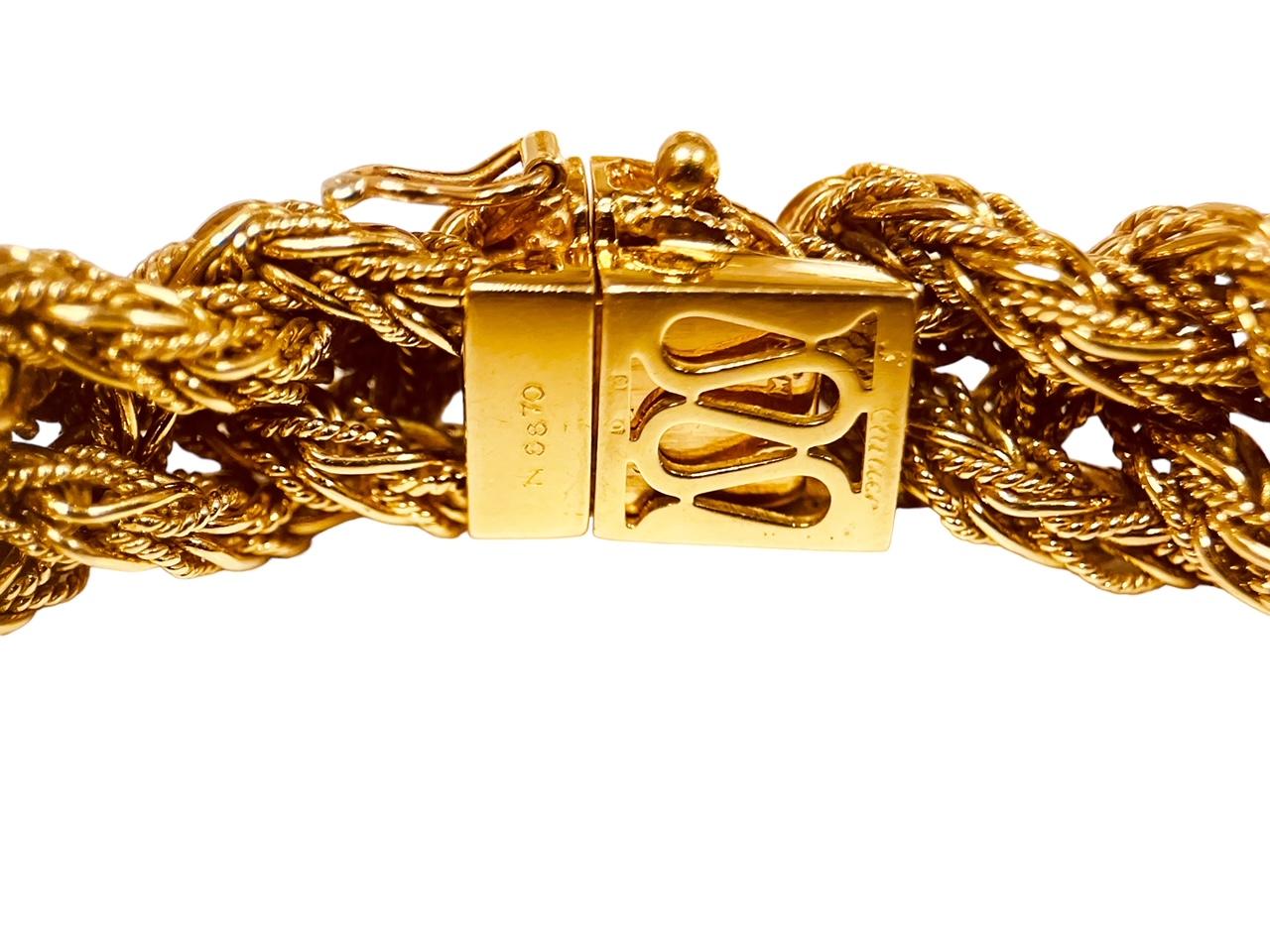 CARTIER Flexibles Armband aus 18 Karat Gold mit plissiertem Gewebe, 1.3/19cm, ca. 1960er Jahre im Angebot 15
