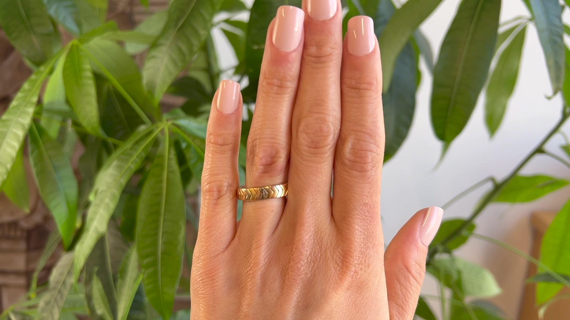 Cartier 18 Karat Gold Tricolor Chevron Band Ring In Excellent Condition In Beverly Hills, CA