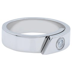 Cartier 18 Karat White Gold Anniversary Diamond Ring