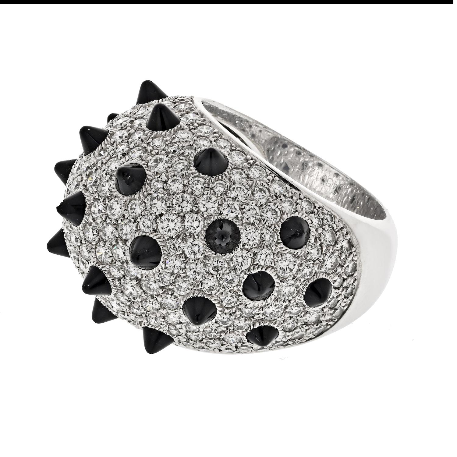 Cartier 18 Karat White Gold Clash Unlimited Black Onyx Spiked Diamond Ring In Excellent Condition In New York, NY