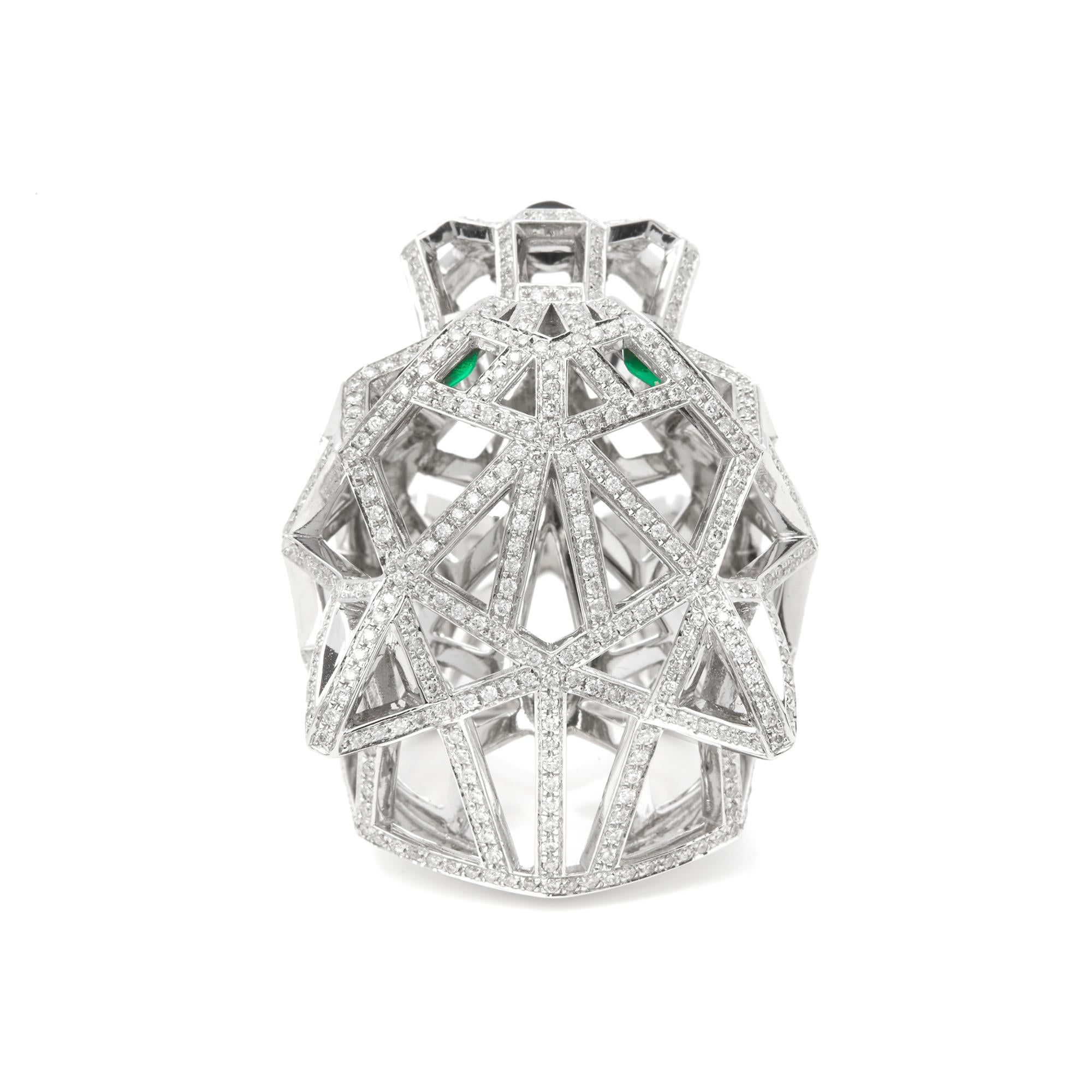 Modern Cartier 18 Karat White Gold Diamond, Emerald and Onyx Large Panthère Ring