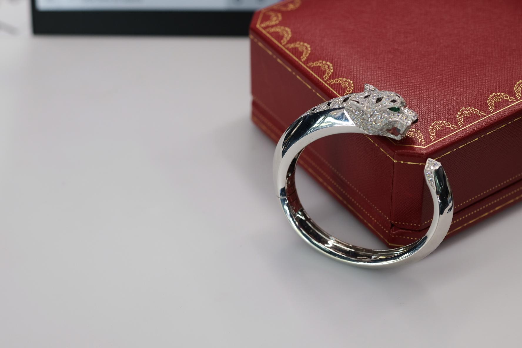 Round Cut Cartier 18 Karat White Gold Diamond Panthere Cuff Bracelet