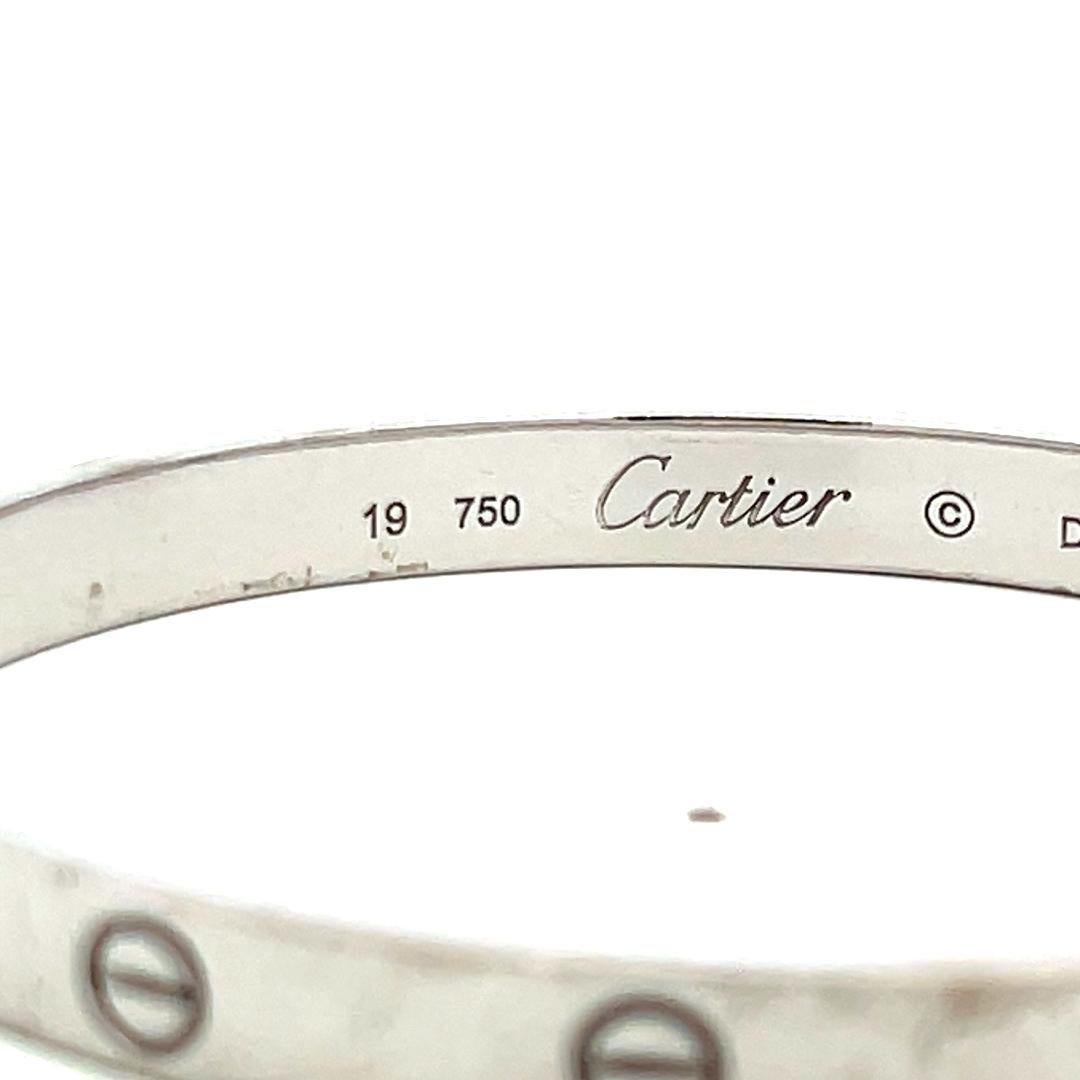 Cartier 18 Karat Weißgold Liebesarmband Größe 19 mit Box im Angebot 2