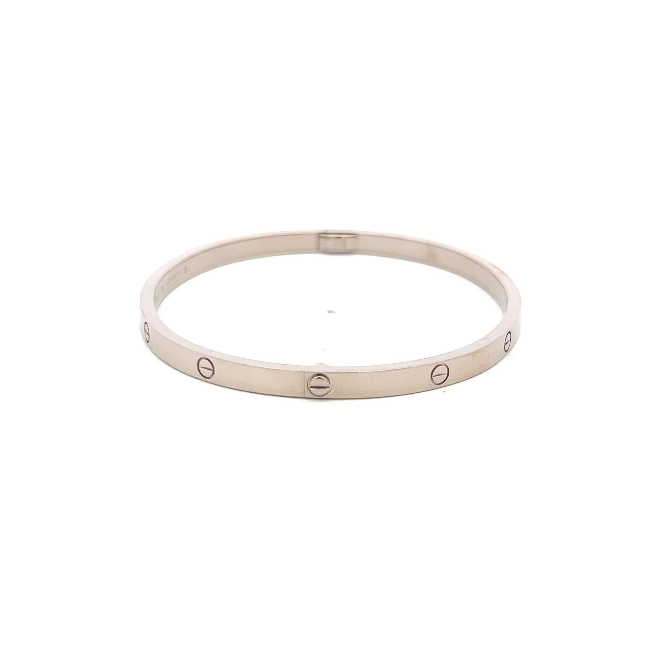 De las mujeres Cartier 18 Karat White Gold Love Bracelet With Paper Size 18 en venta