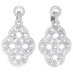 Cartier Boucles d'oreilles Nouvelle Vague en or blanc 18 carats et diamants, Paris