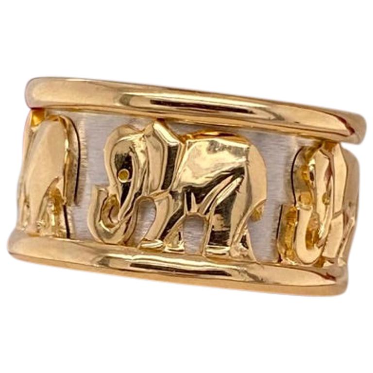 Bague éléphant Cartier en or jaune et blanc 18 carats sur 1stDibs