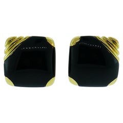 Cartier 18 Karat Yellow Gold and Onyx Clip on Earrings, circa 1940s Retro