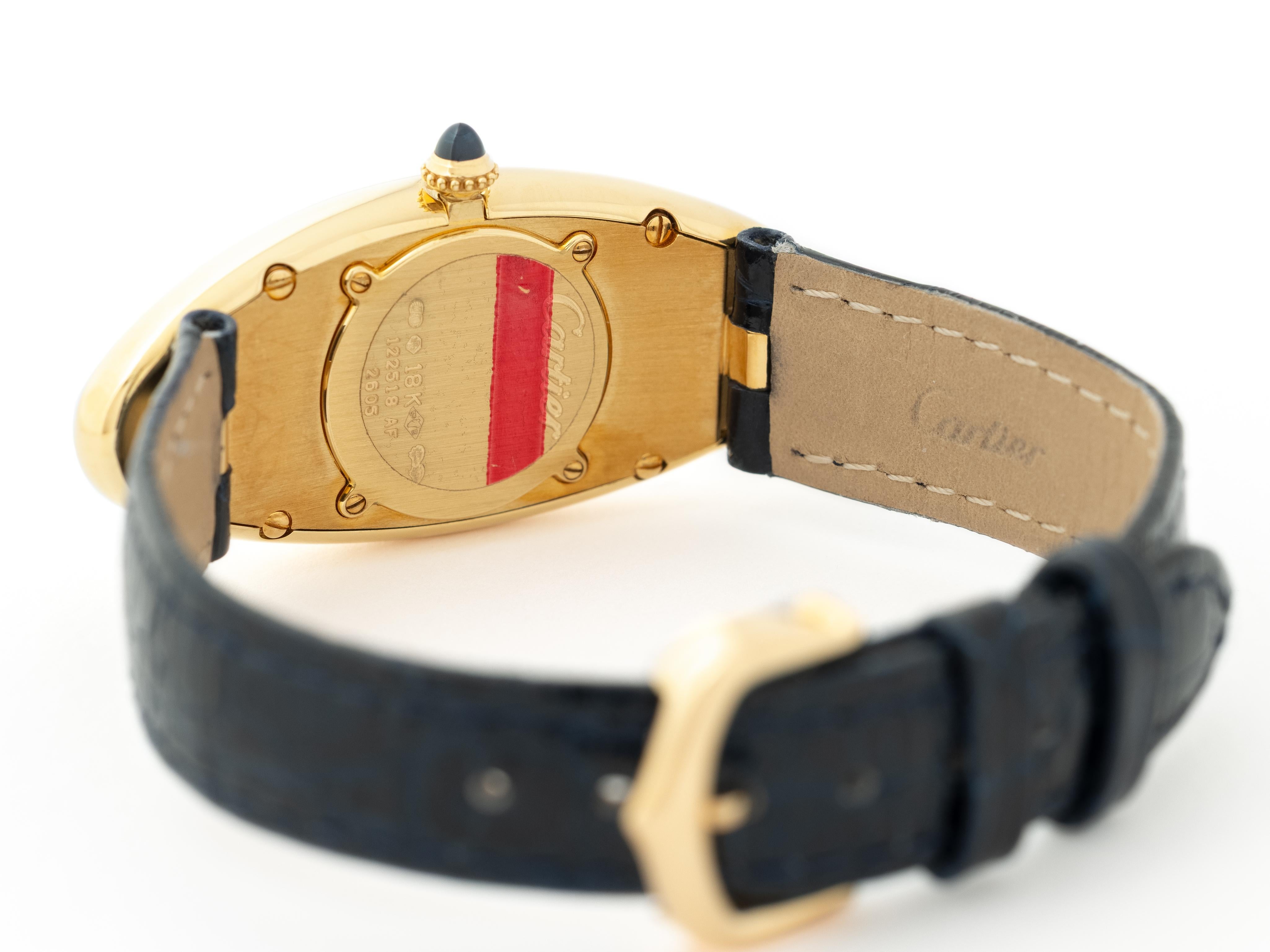 Women's or Men's Cartier 18 Karat Yellow Gold Baignoire Allongée Model W1534636 B & P