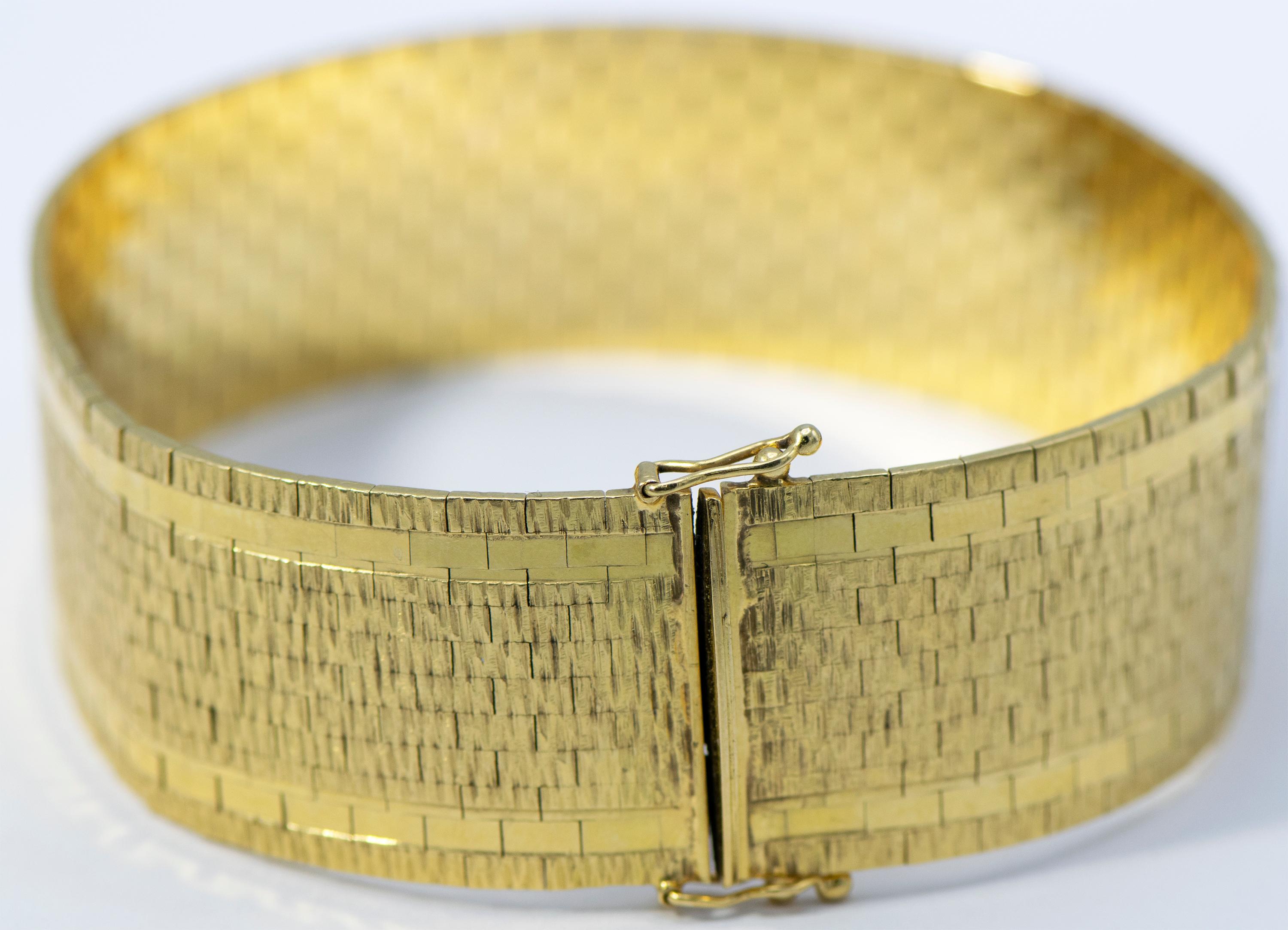Women's Cartier 18 Karat Yellow Gold Bracelet