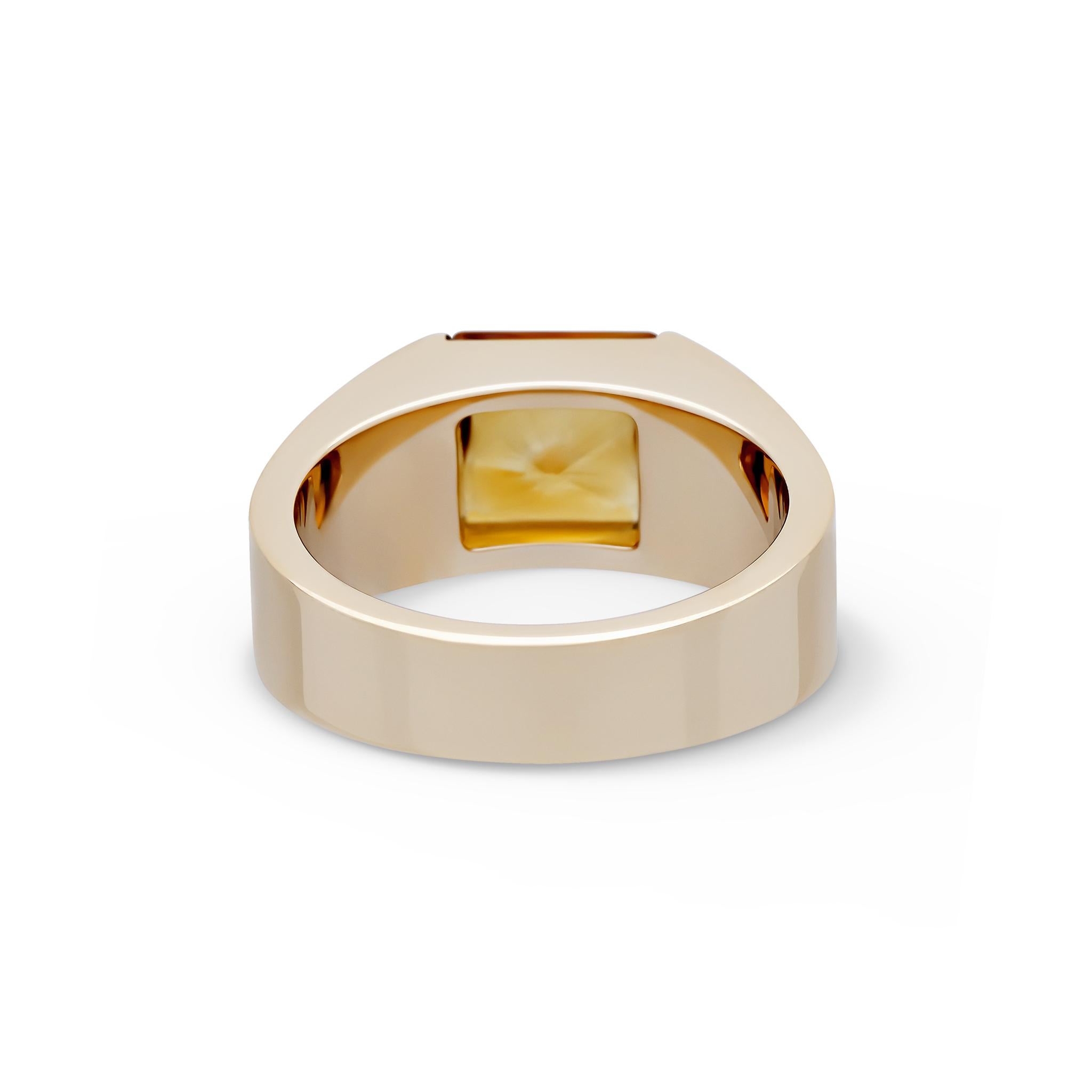 Cartier 18 Karat Yellow Gold Citrine Tank Ring with Original Certificate In New Condition In New York, NY