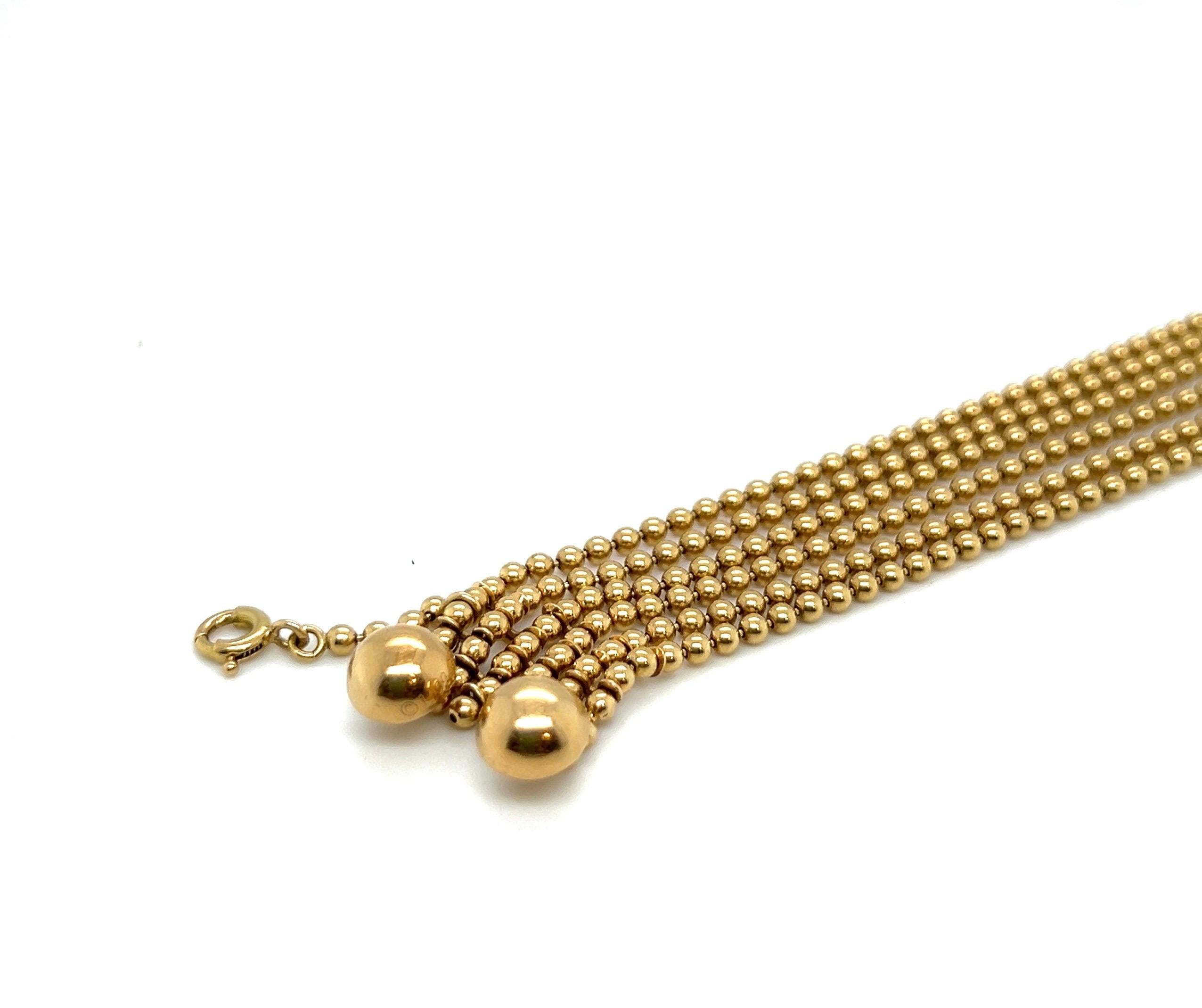 Airy and elegant 18 karat yellow gold 