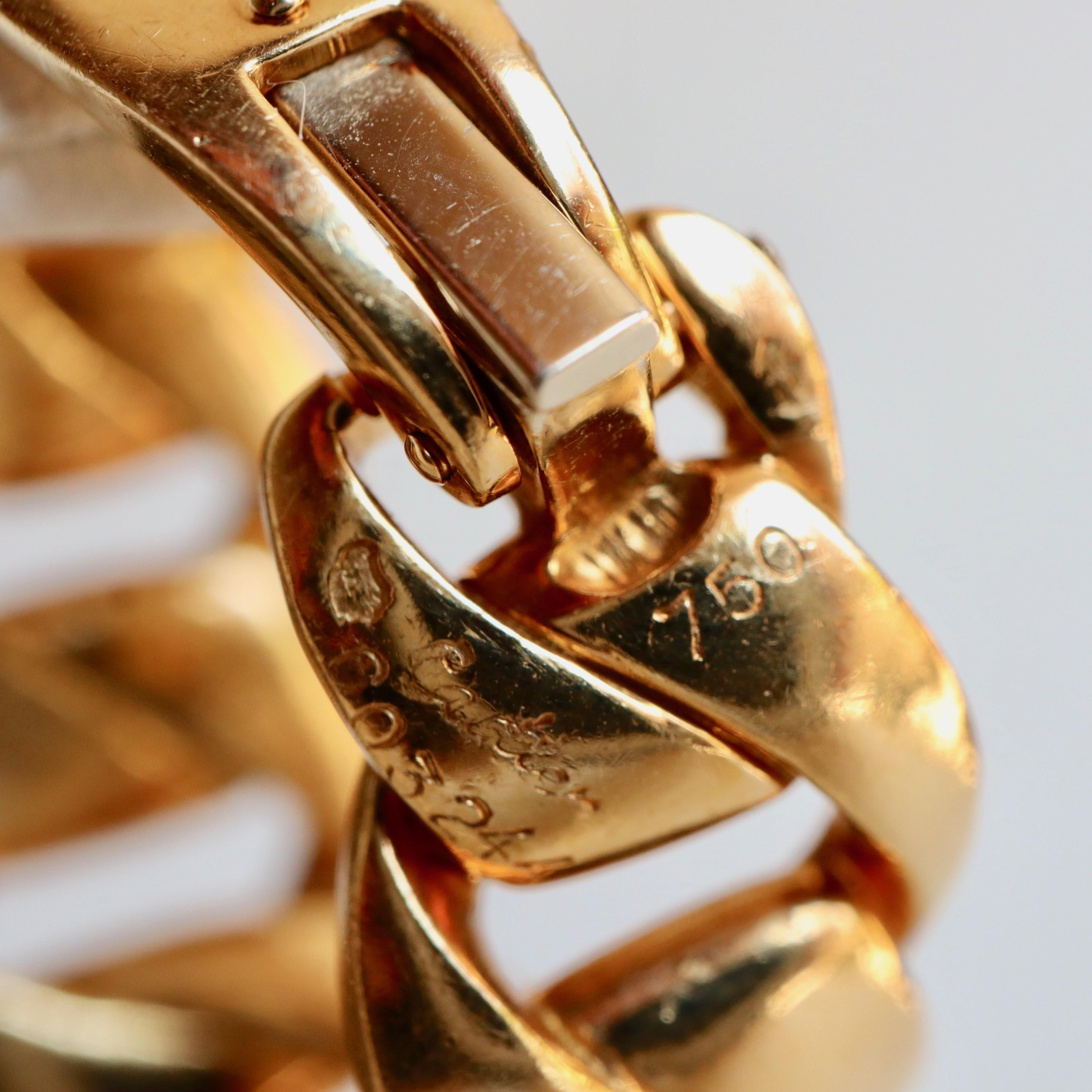 Cartier 18 Karat Yellow Gold Earrings and Diamonds, Rigid Curb Links Clips In Good Condition In Paris, FR