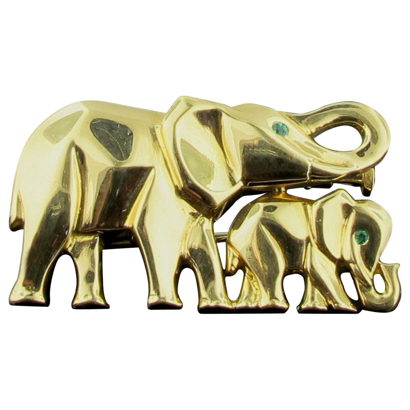 Cartier 18 Karat Yellow Gold Elephant Brooch with Emerald Eyes