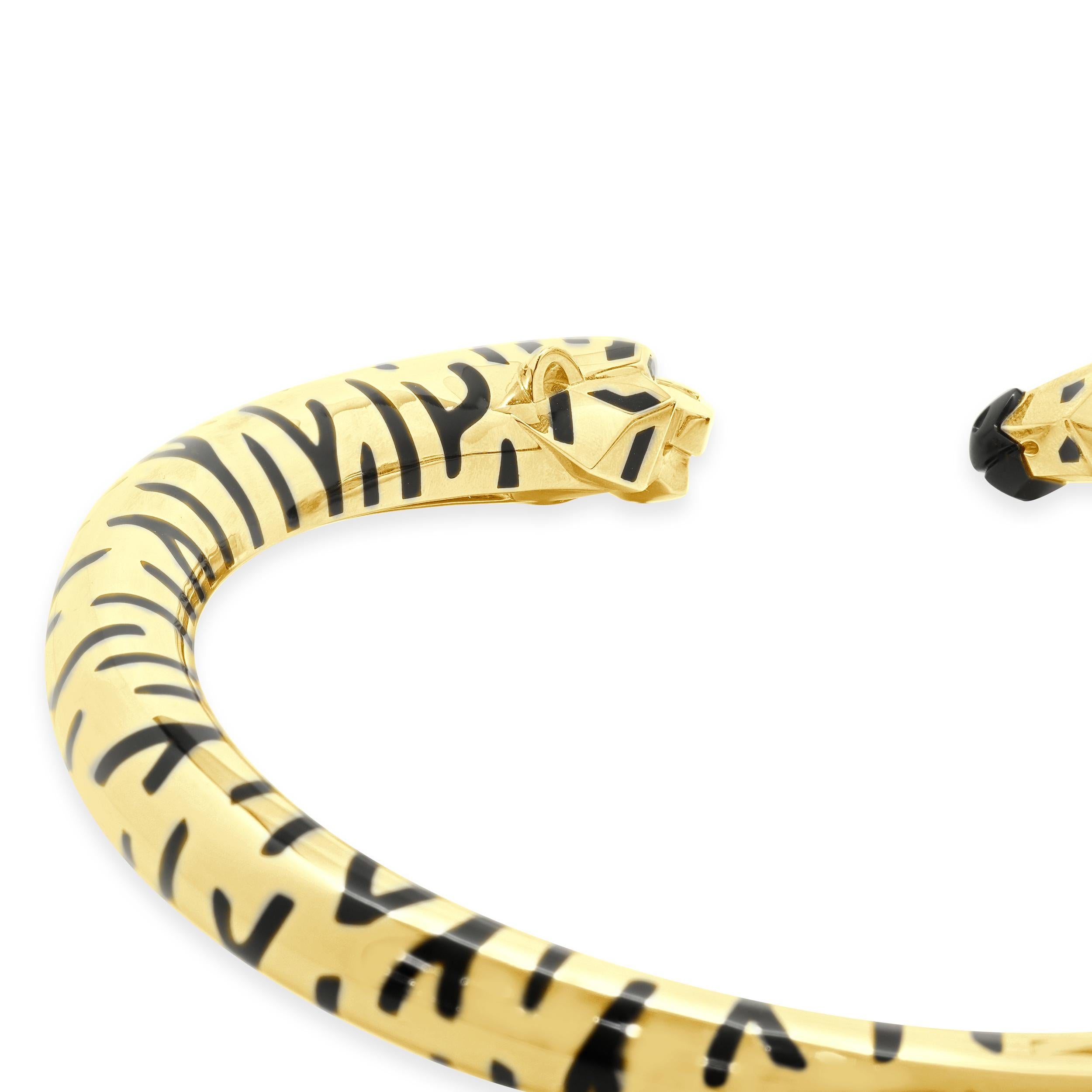 Cartier 18 Karat Yellow Gold Indomptables De Cartier Necklace In Excellent Condition For Sale In Scottsdale, AZ