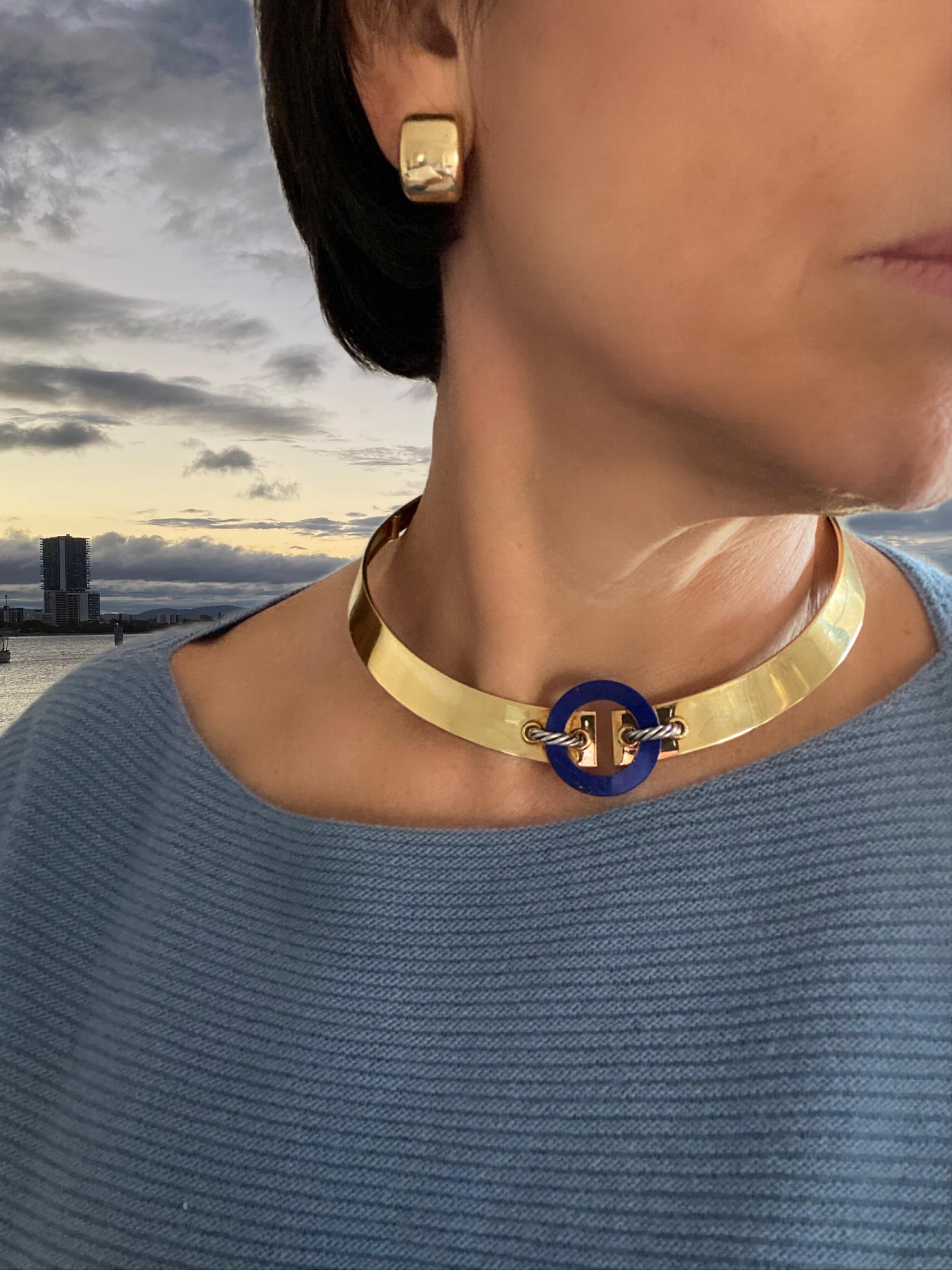 Cartier 18 Karat Yellow Gold & Lapis Lazuli Collar Necklace For Sale 3