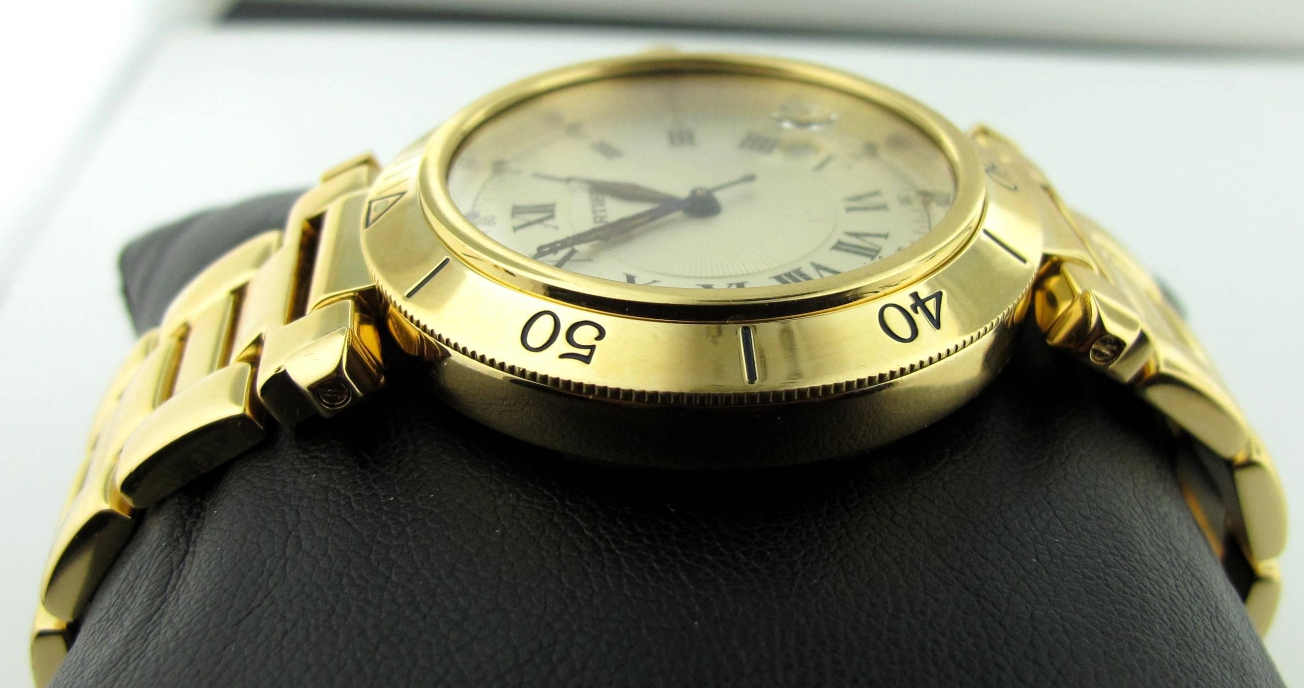 Cartier Yellow Gold Pasha Submersible Diving Self-Winding Wristwatch In Excellent Condition In Palm Desert, CA