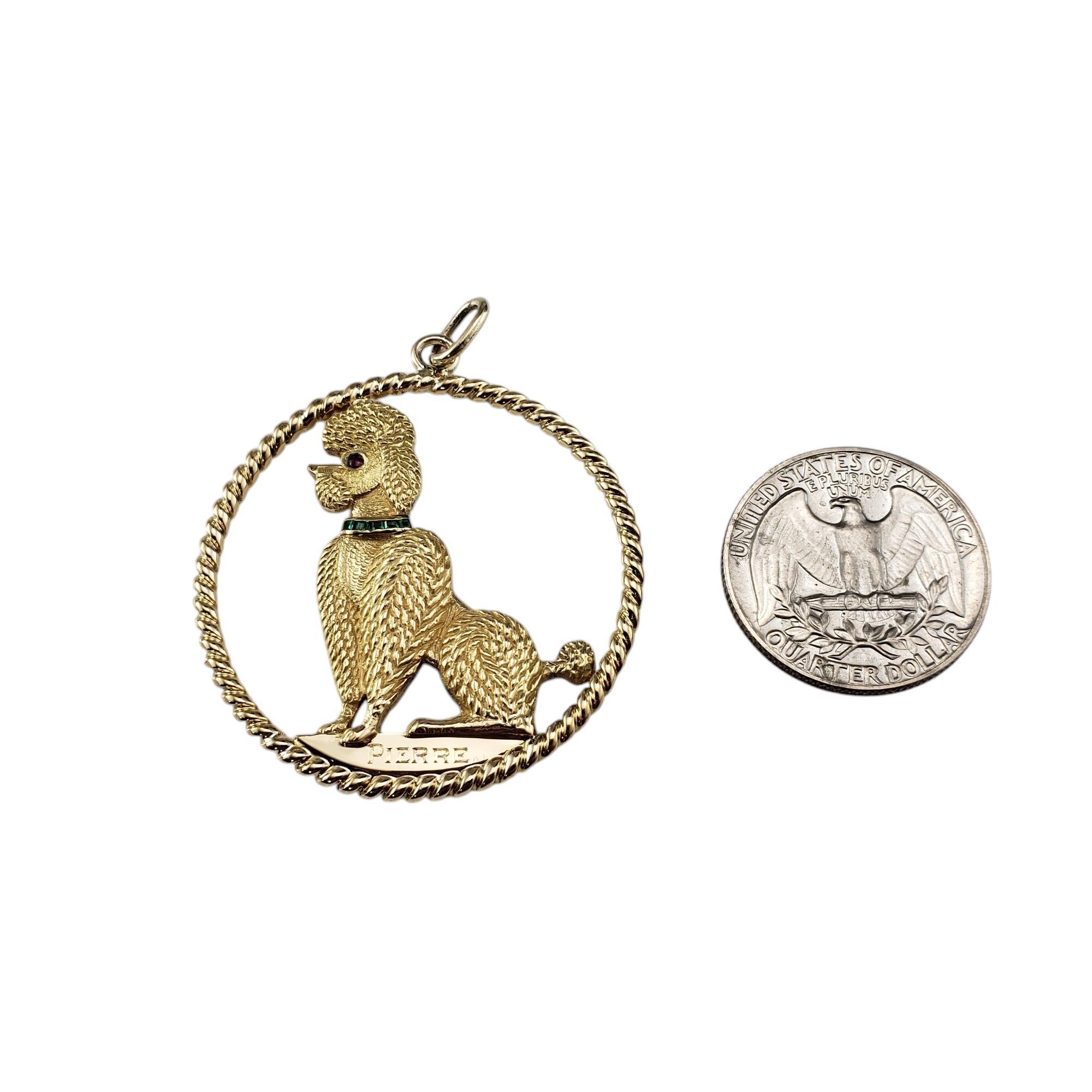 Cartier Pendentif caniche en or jaune 18 carats, rubis et émeraudes n° 19678 en vente 1
