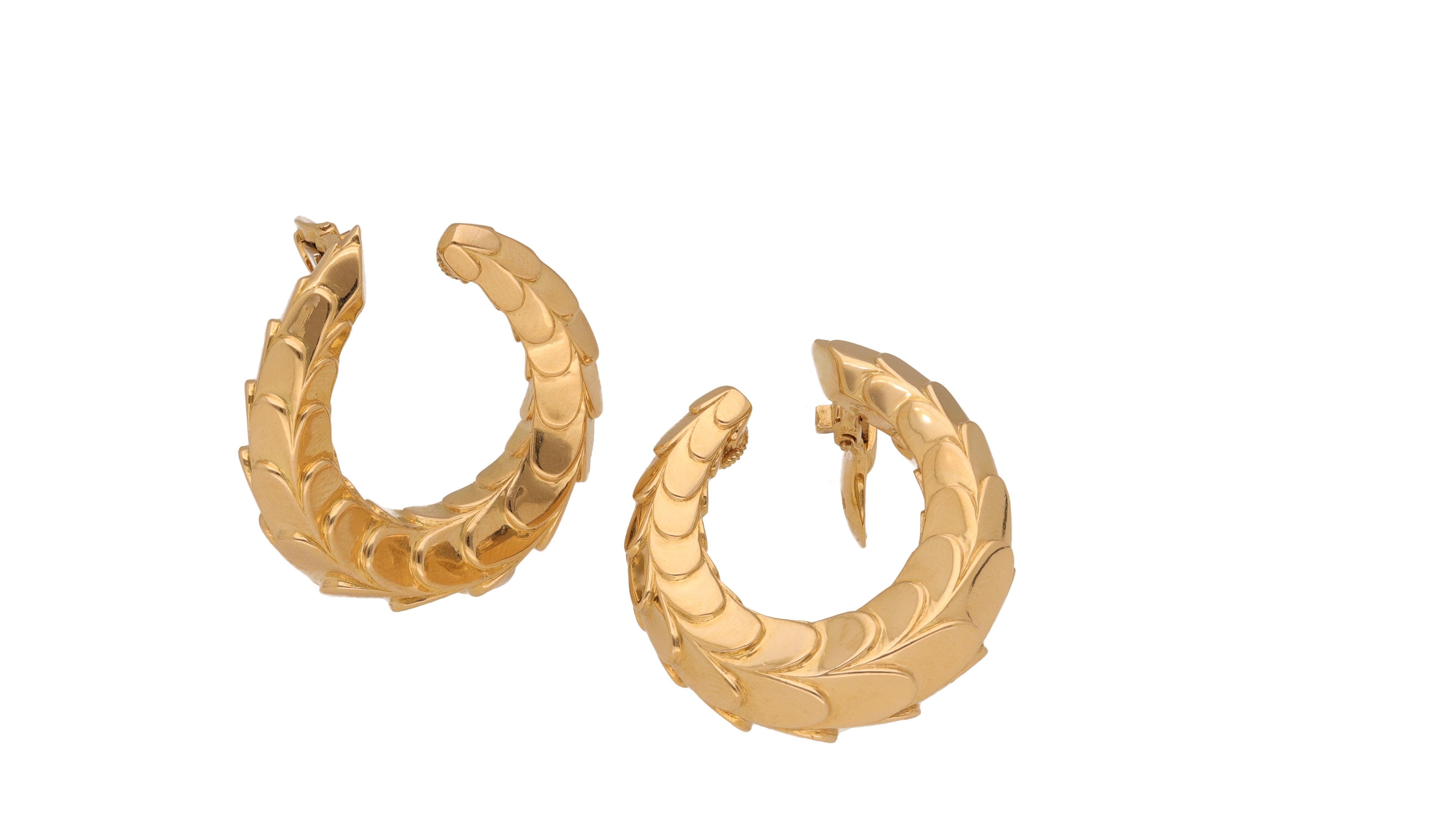 Cartier: 18 Kt. Gelbgold-Ohrringe 1980 ca. (Moderne)