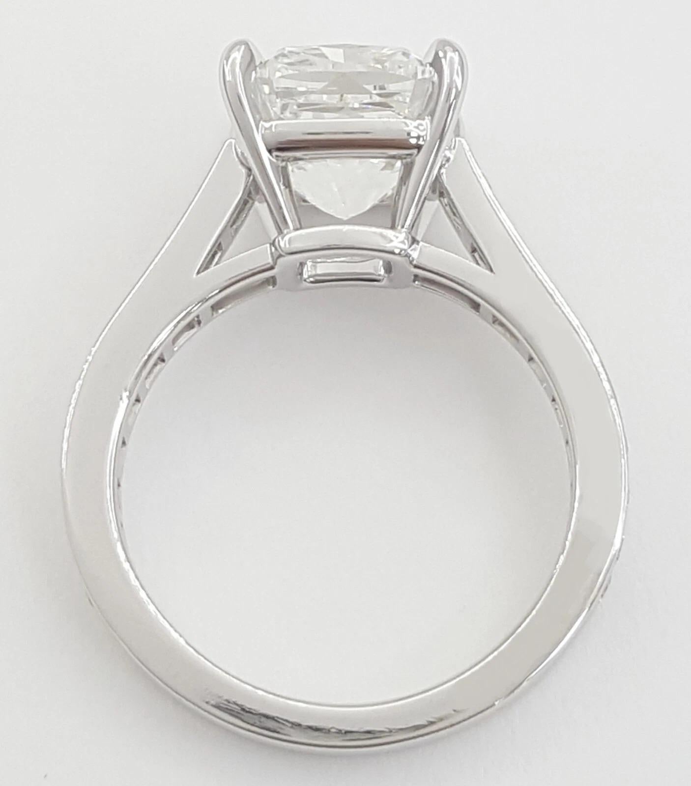 Women's Cartier 1895 4 Ct. Cushion Cut Diamond Solitaire Pave Engagement Ring For Sale