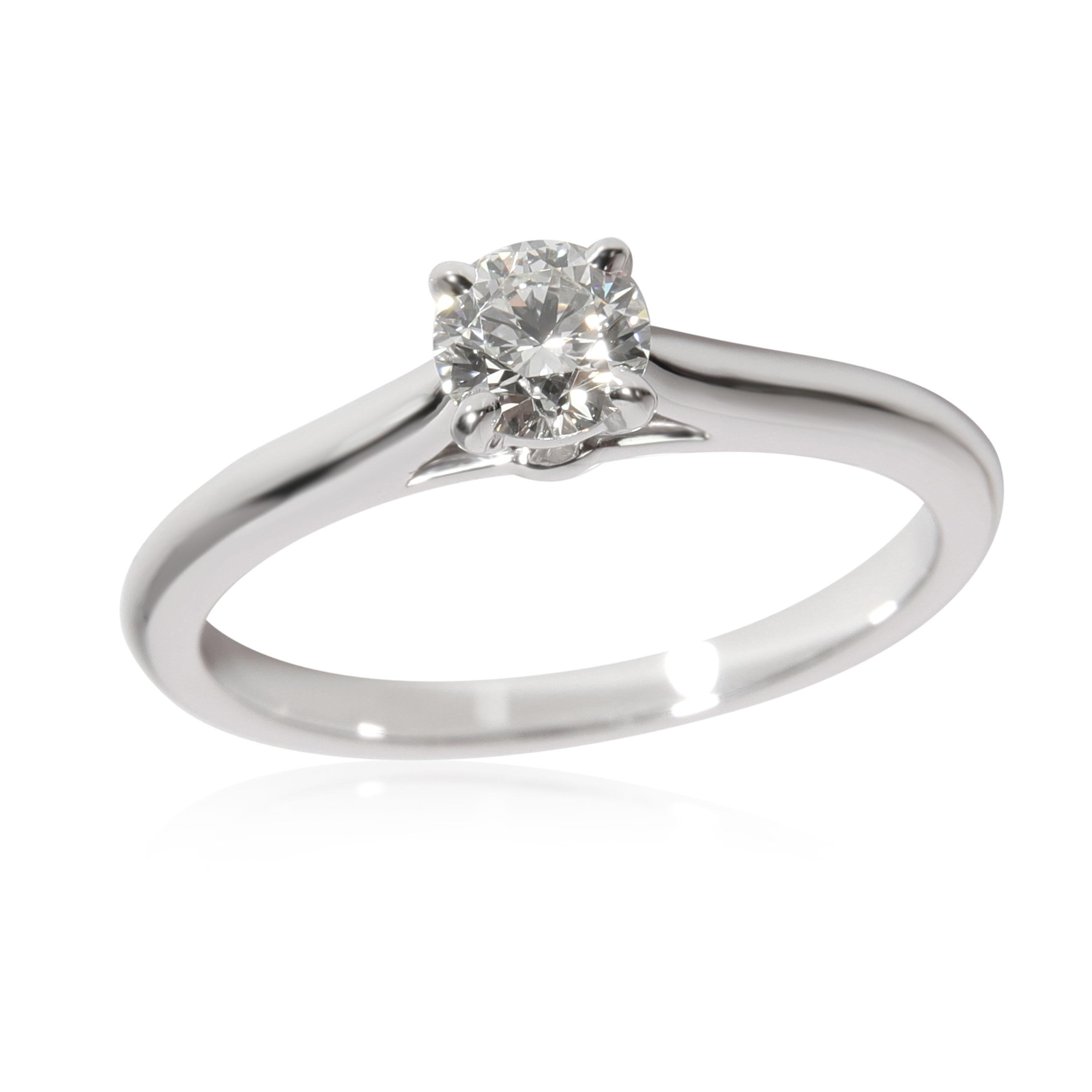 Cartier 1895 Diamond Solitaire Engagement Ring in Platinum H VVS1 0.36 CT.

PRIMARY DETAILS
SKU: 114985
Listing Title: Cartier 1895 Diamond Solitaire Engagement Ring in Platinum H VVS1 0.36 CT.
Condition Description: Retails for 3750 USD. In