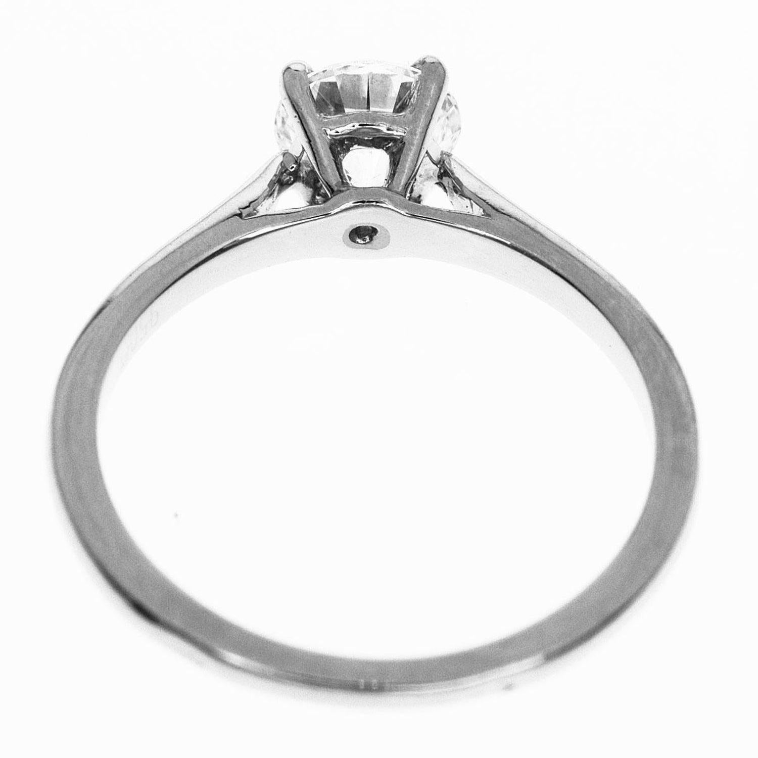 Solitaire 1895, platinum 950, set with a brilliant-cut diamond available in 0.23 to 5.99 carats.
The queen of stones, it is the expression of an expertise that encapsulates excellence and delicacy.

Size EU 55 US 7.25
Ring can be re-sized by