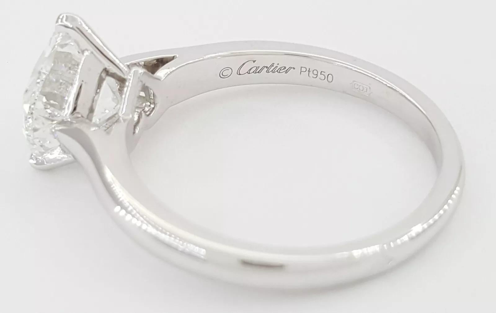 Donna Cartier 1895 Solitaire Platinum Engagement Ring in vendita
