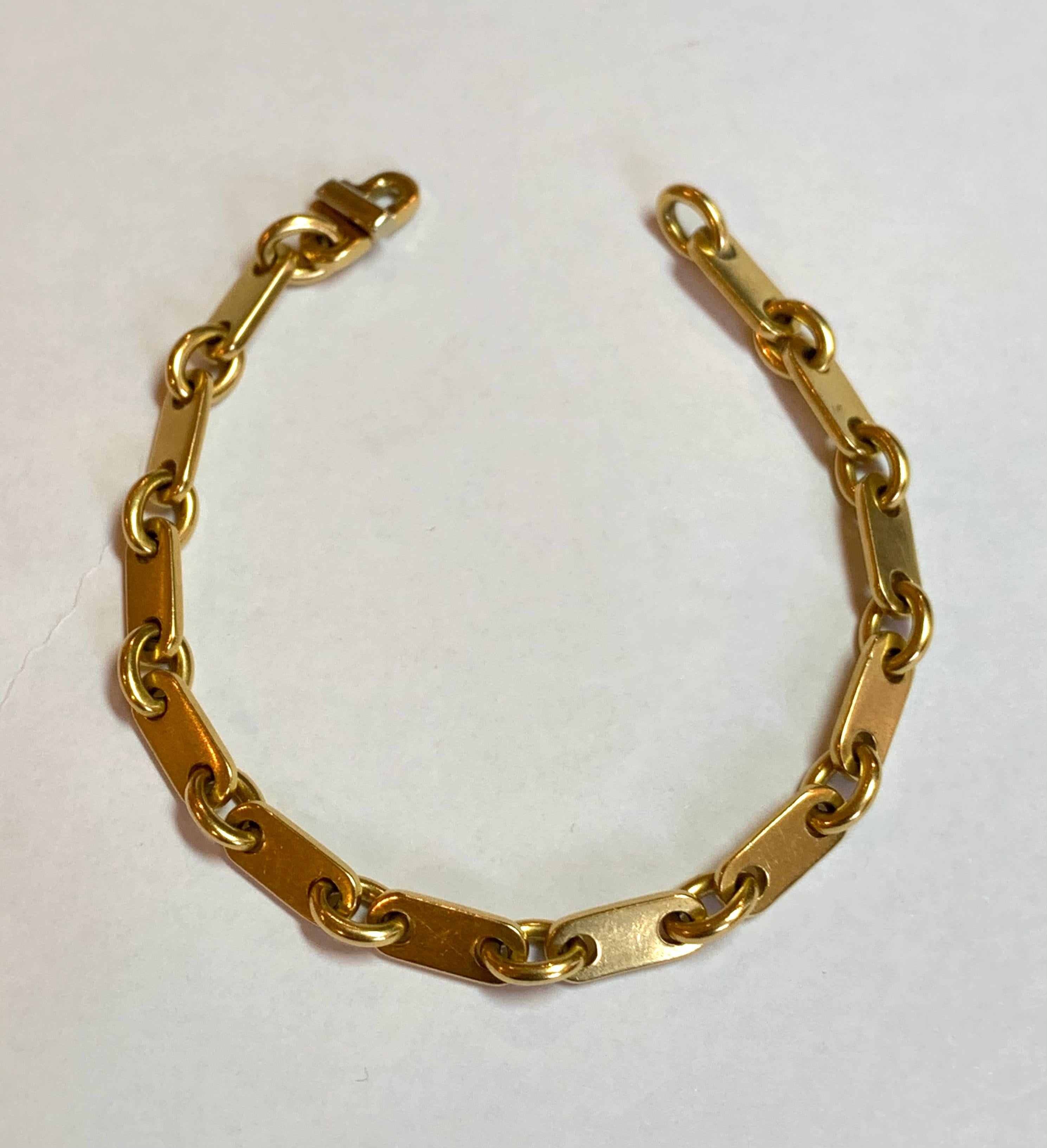 Contemporary Cartier, 18 Carat Gold Link Bracelet For Sale