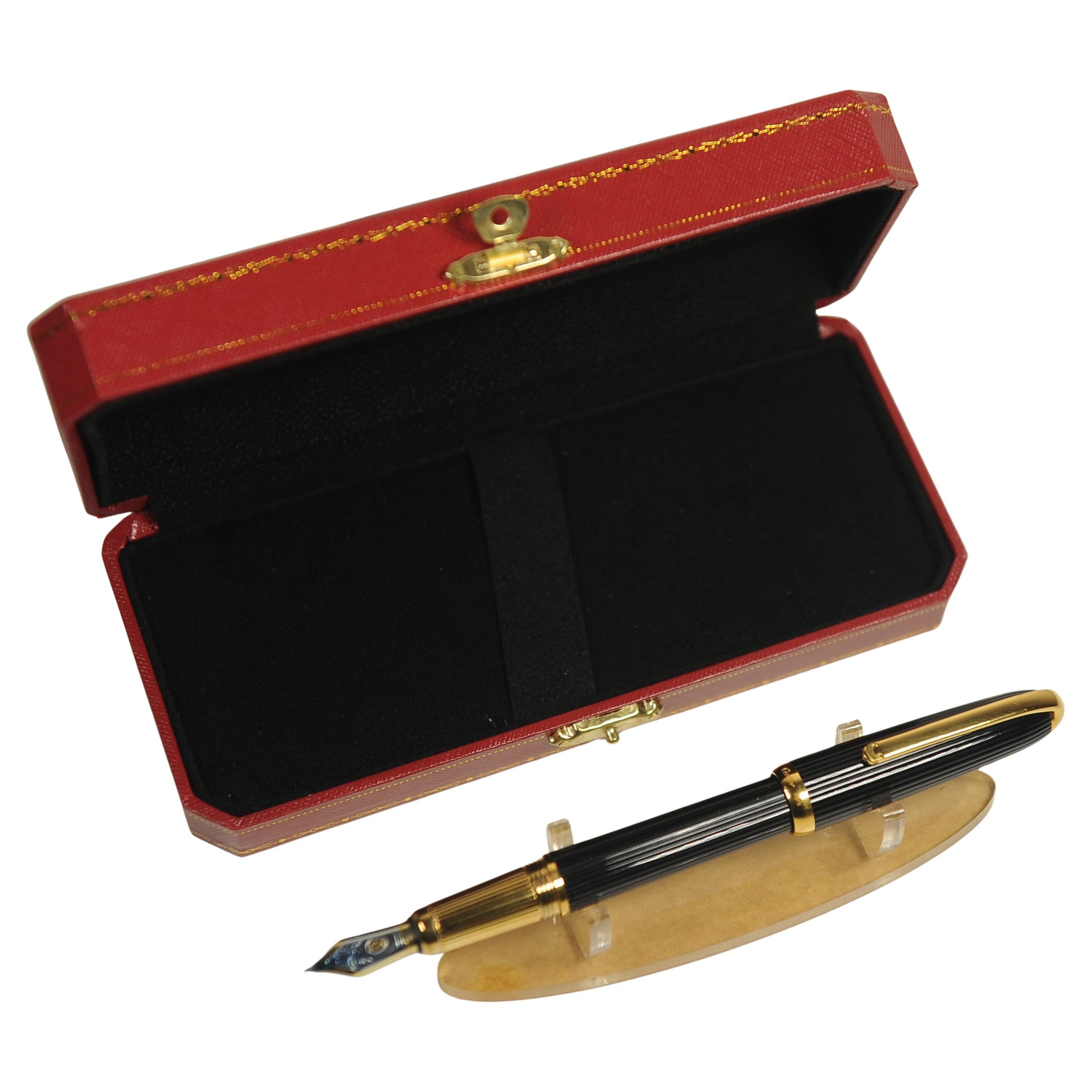 Cartier 18ct Gold Nib Black Godron Ribbed Fountain Pen With Cartier Box For Sale 4